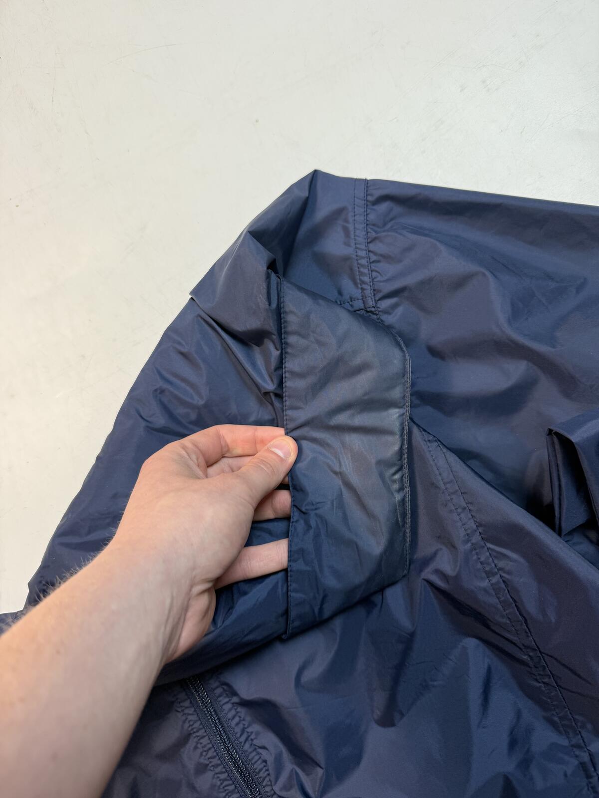 Vintage Y2K Nike lightweight rain jacket (M)