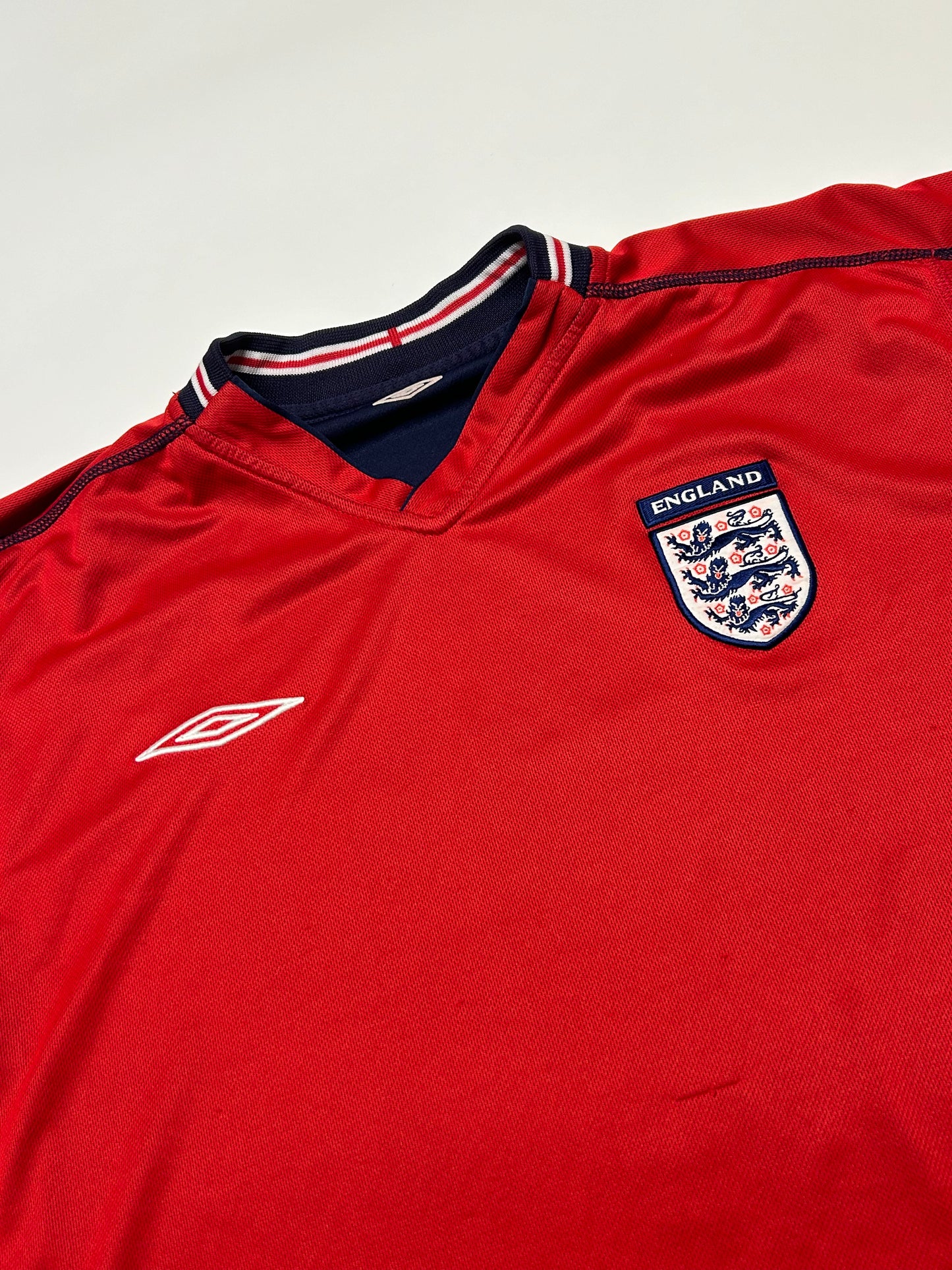 Vintage England 2002-04 reversible away football shirt (XL)