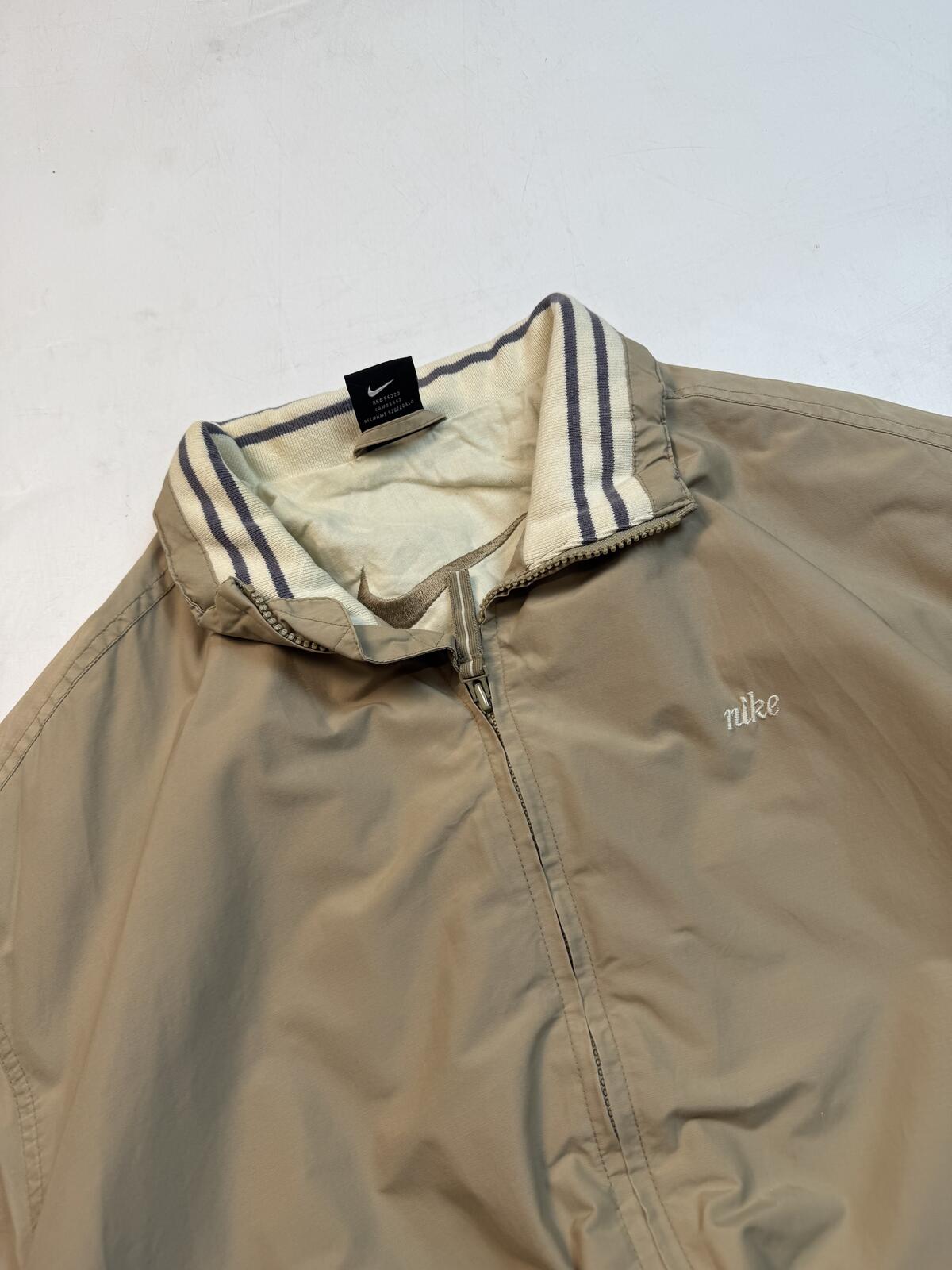 Vintage 90s Nike bomber jacket (M)
