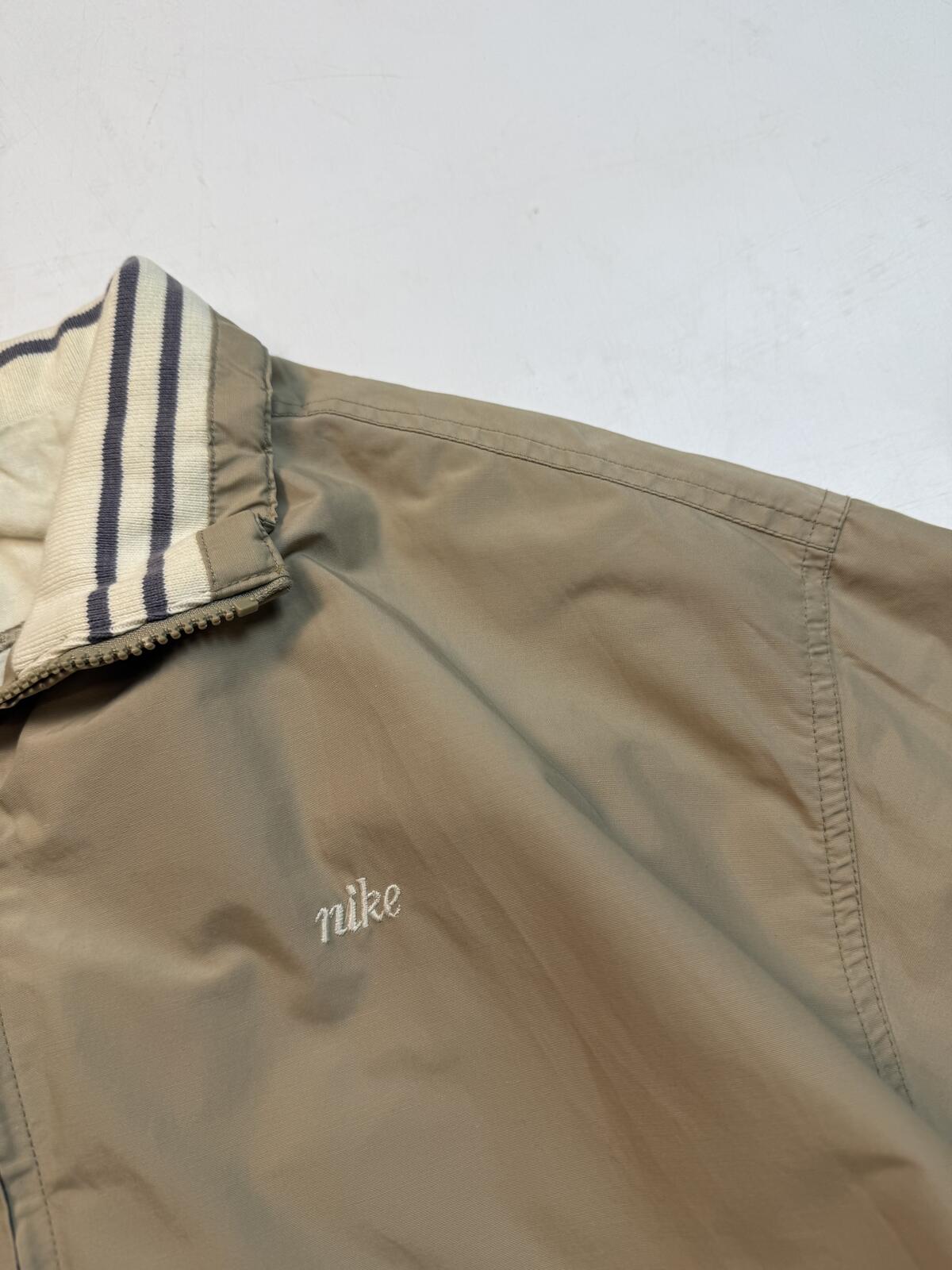 Vintage 90s Nike bomber jacket (M)