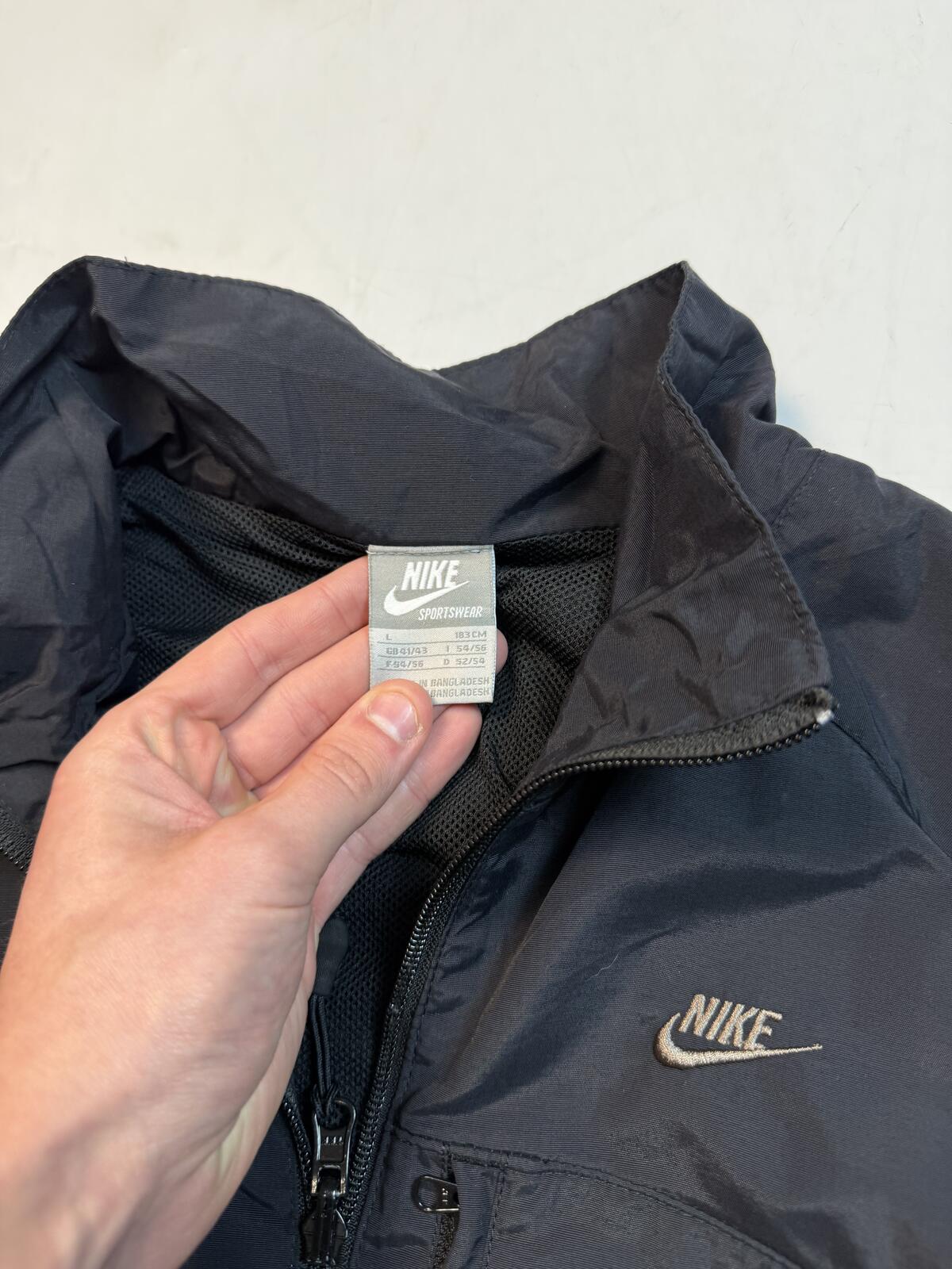Vintage Y2K Nike lightweight rain jacket (L)
