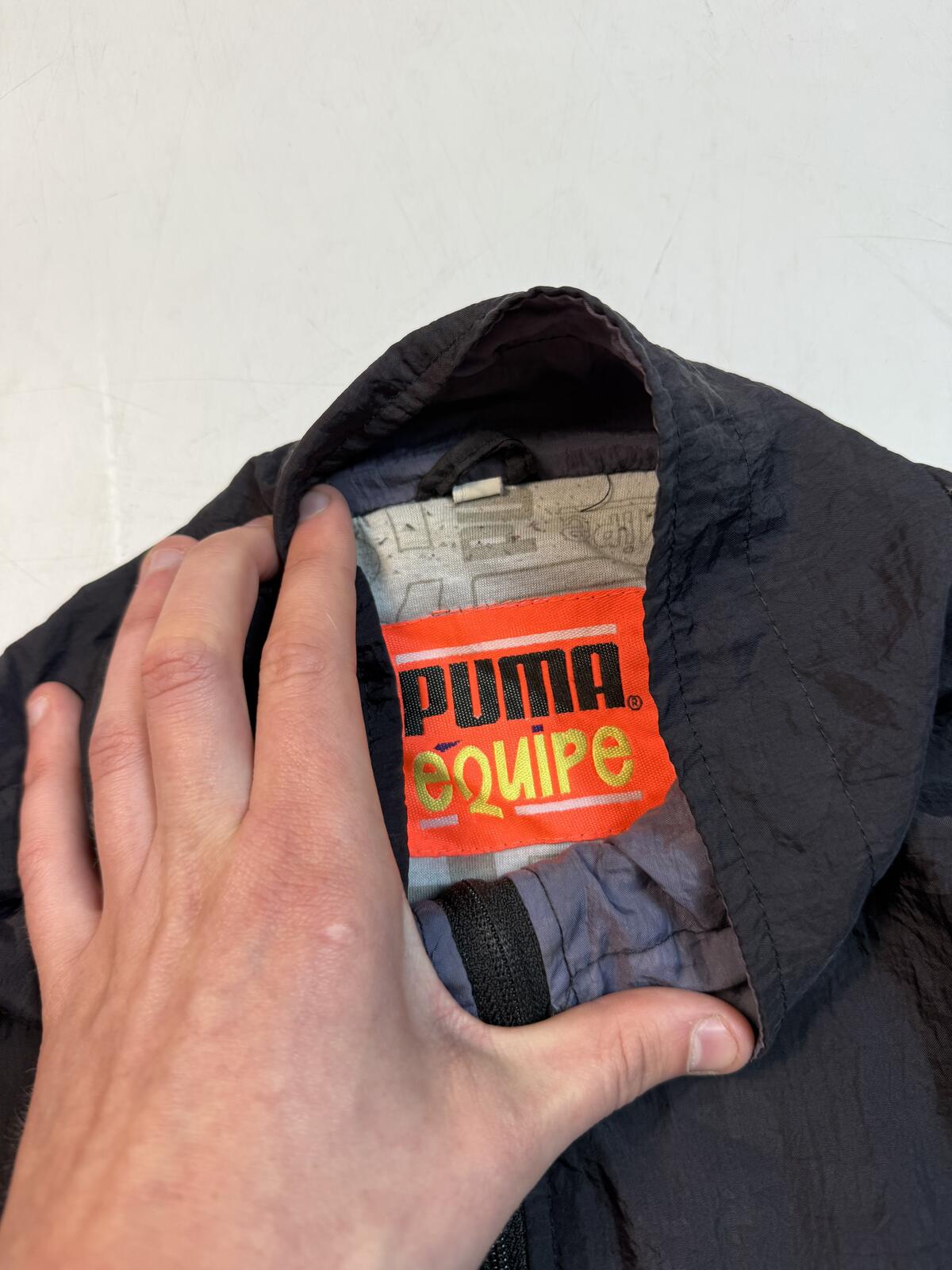 Vintage 90s Puma equipe shell track jacket (M)