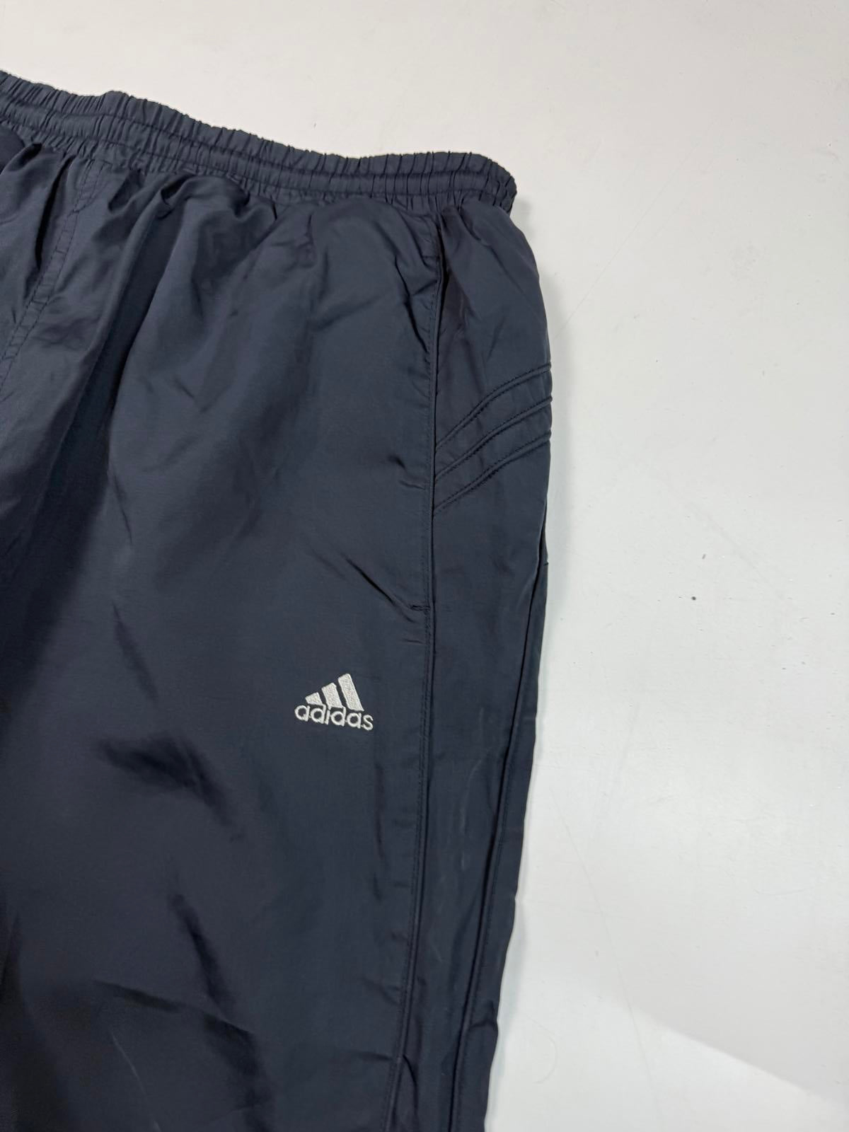 Vintage Adidas wide leg baggy track pants (M)