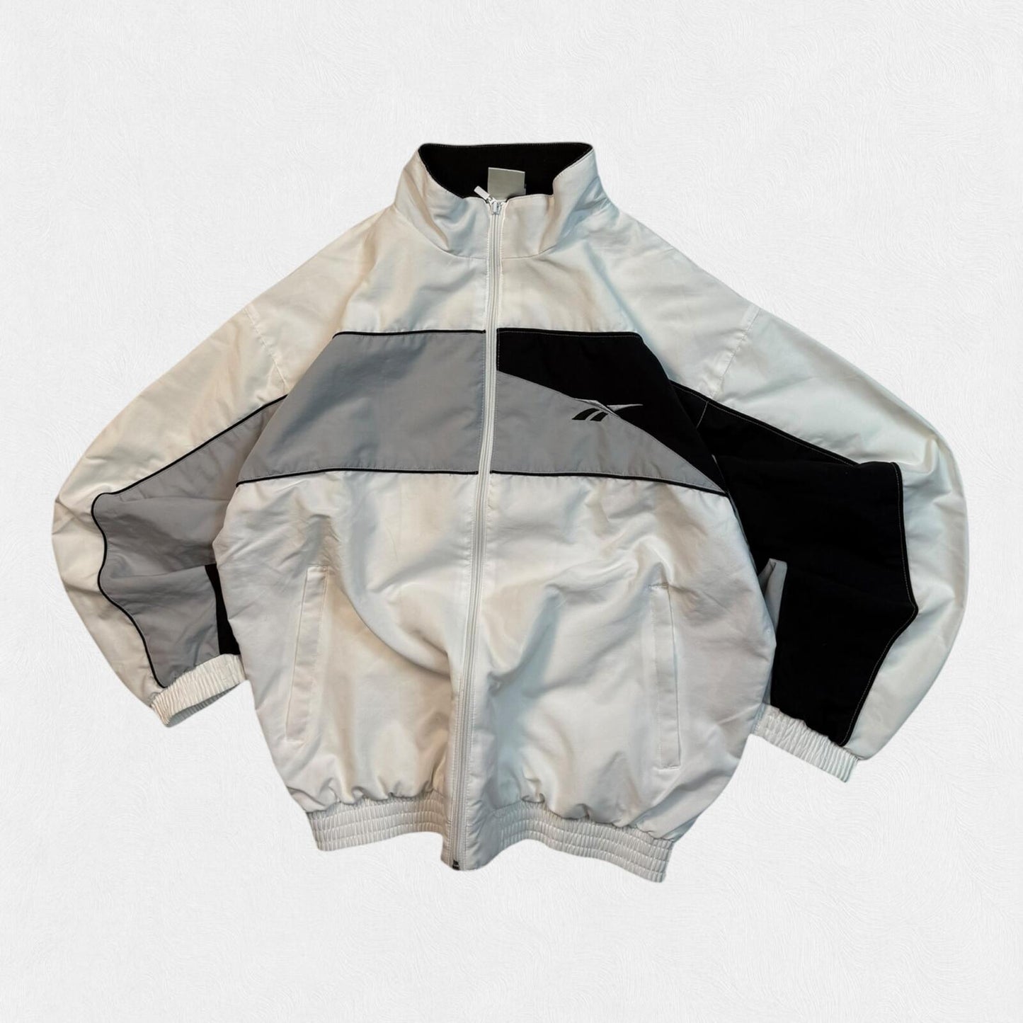 Vintage Y2K Reebok track jacket (M)