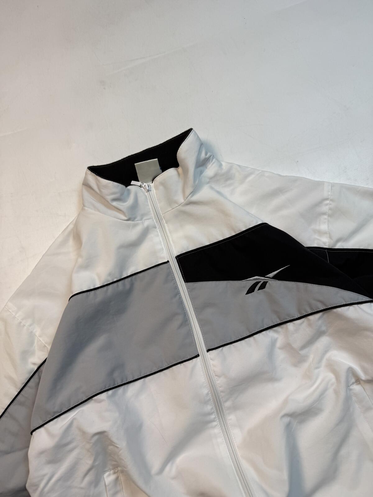 Vintage Y2K Reebok track jacket (M)