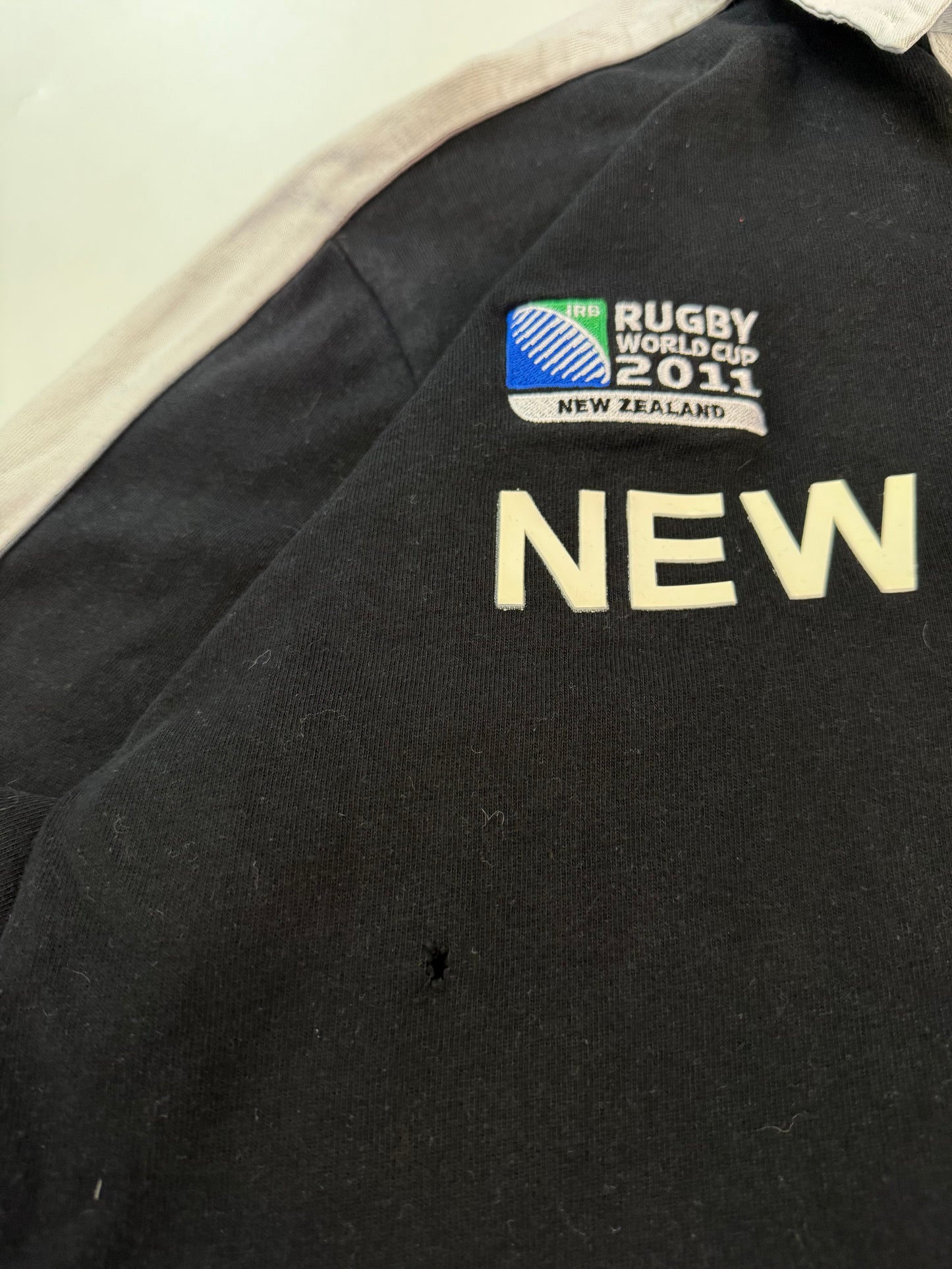 New Zealand all blacks rugby world cup 2011 shirt (S)