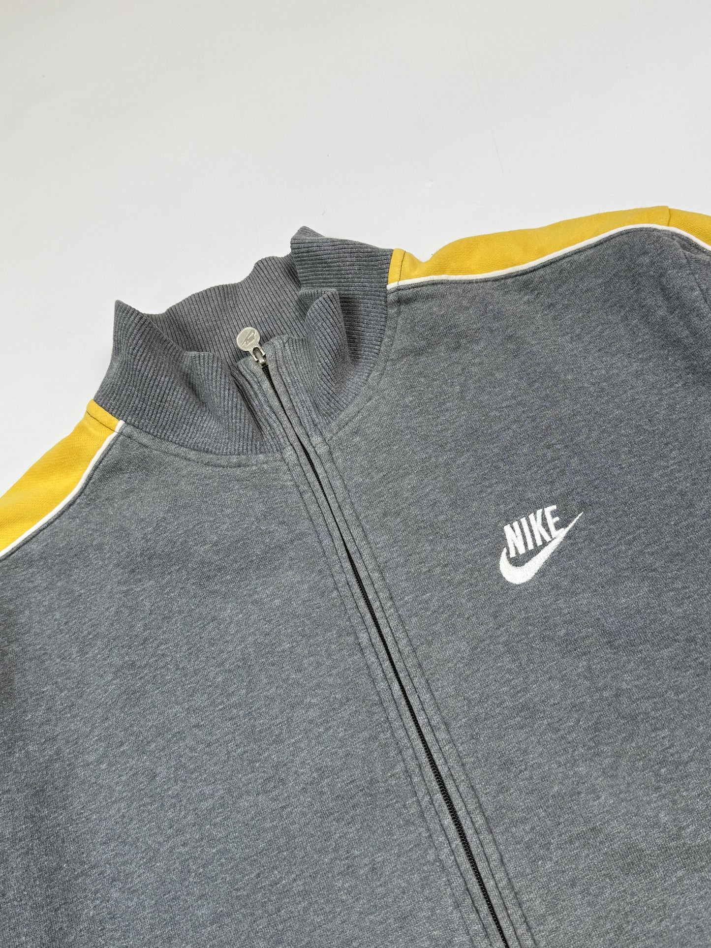 Vintage Nike side stripe track top (M)