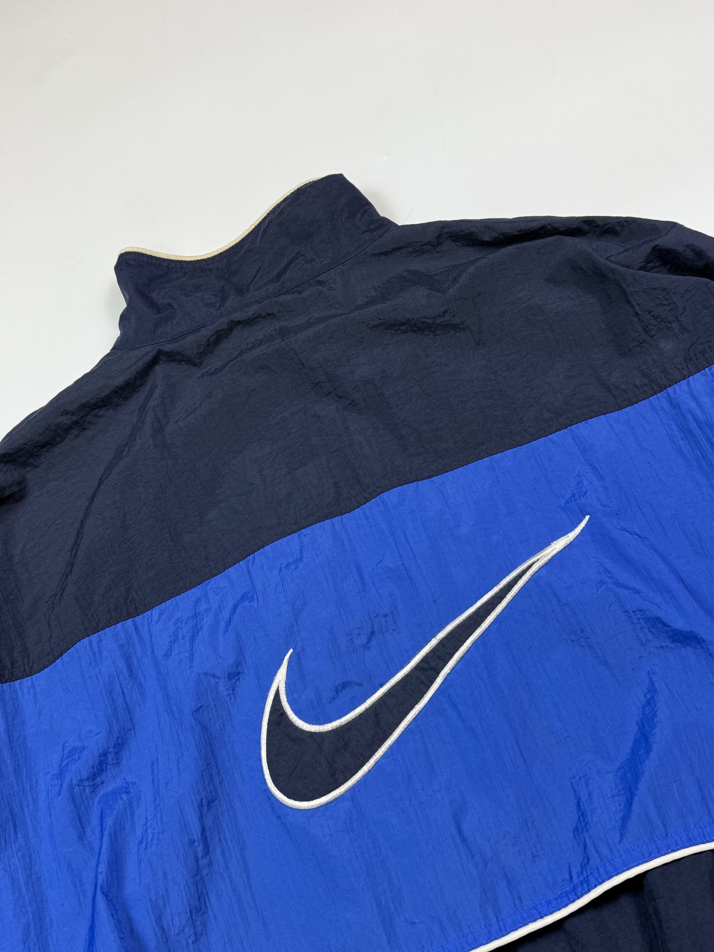 Vintage 90s Nike backswoosh track jacket (M)
