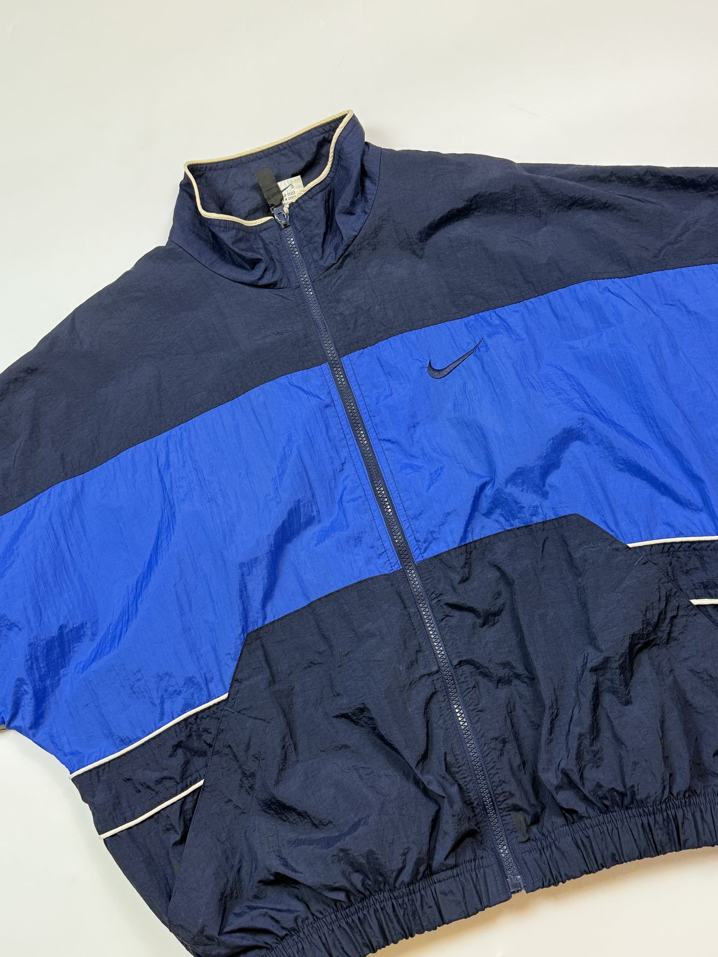 Vintage 90s Nike backswoosh track jacket (M)