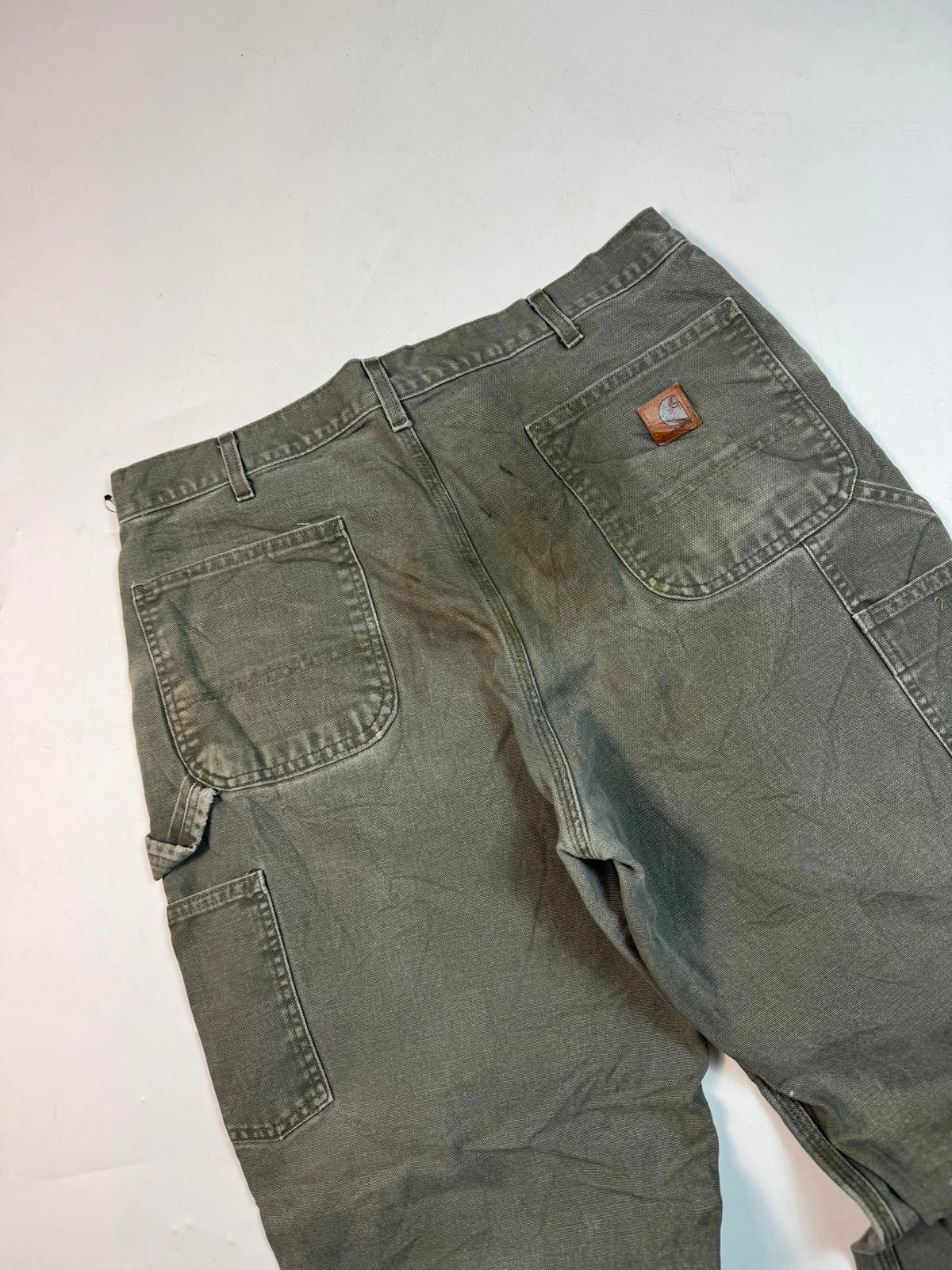 Carhartt baggy carpenter pants (W36)