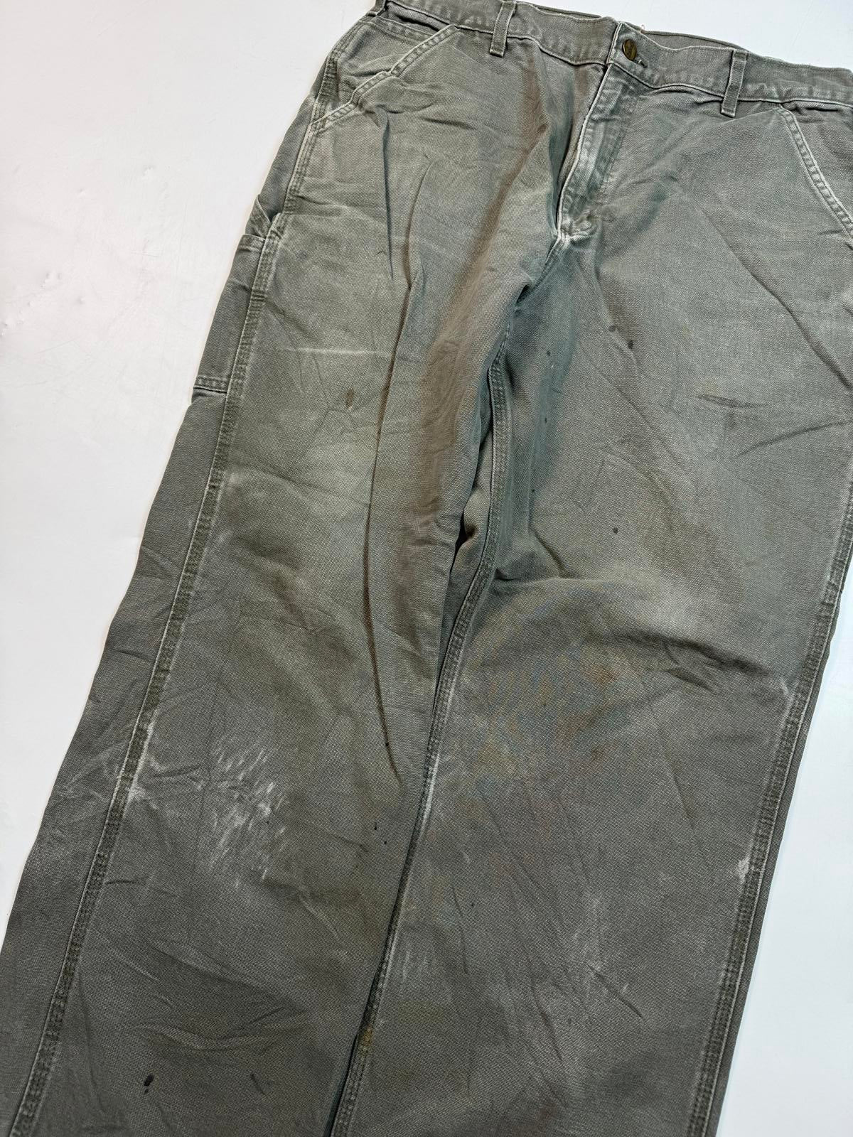 Carhartt baggy carpenter pants (W36)