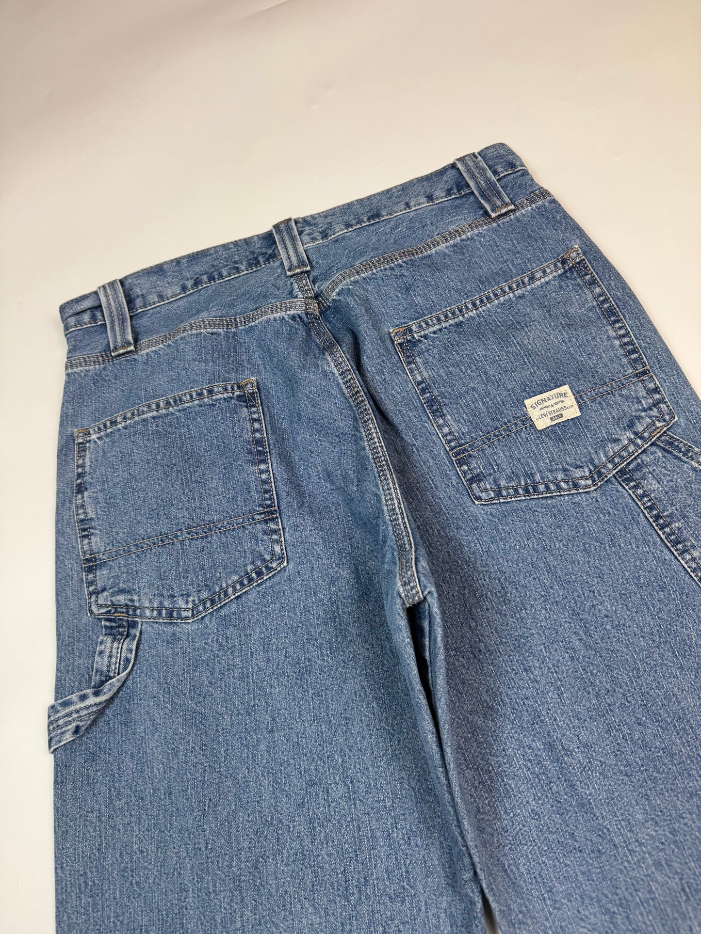 Levi's signature baggy carpenter jeans (W32)
