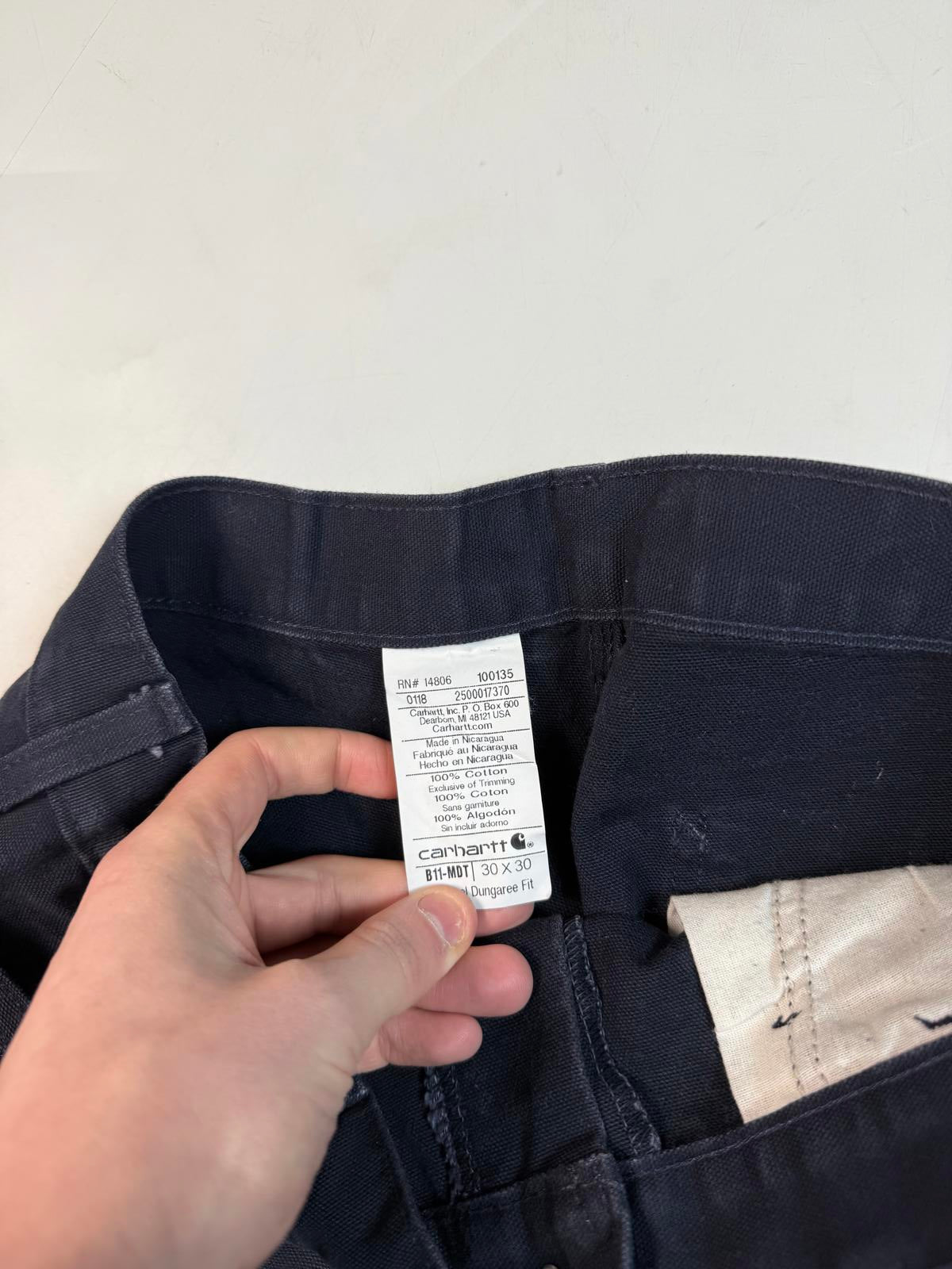 Carhartt baggy carpenter pants (W30)