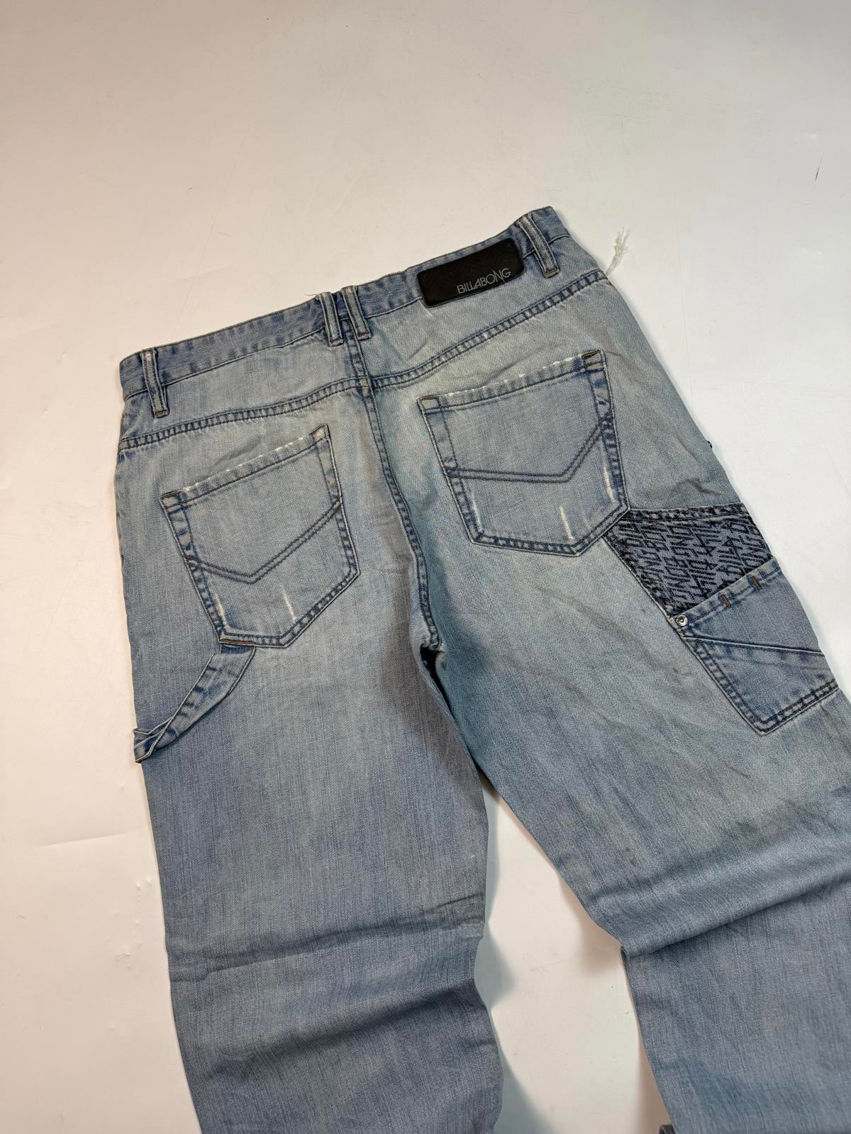 Vintage Y2K Billabong baggy hip hop Jeans (W34)