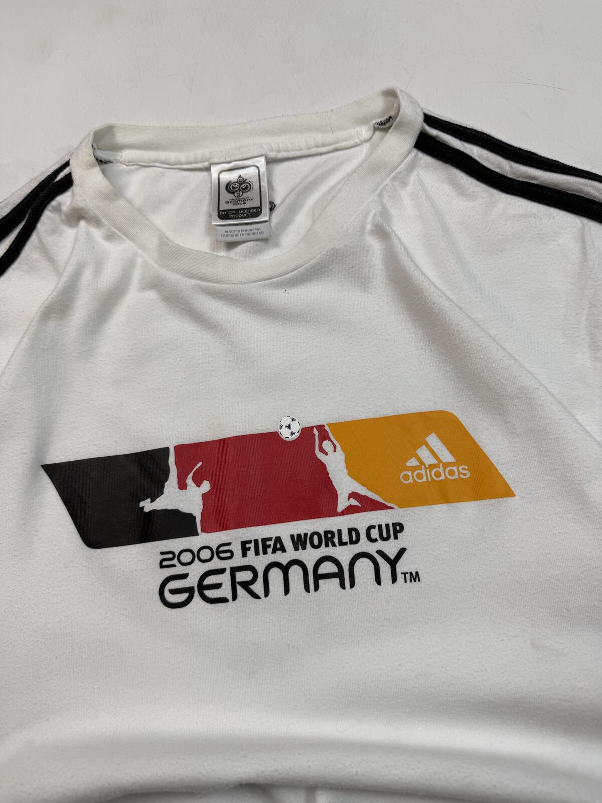 Vintage Adidas Germany 2006 world cup l/s tee (XL)