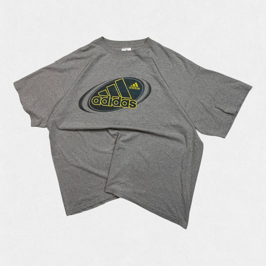 Vintage 90s adidas centre logo tee (XXL)