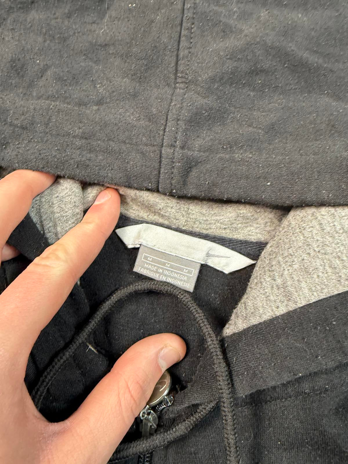 Vintage Nike mini swoosh full zip hoodie (M)
