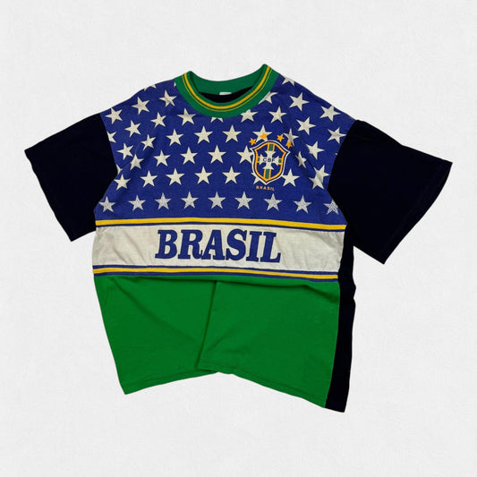 Vintage Brazil football all over graphic tee (L)