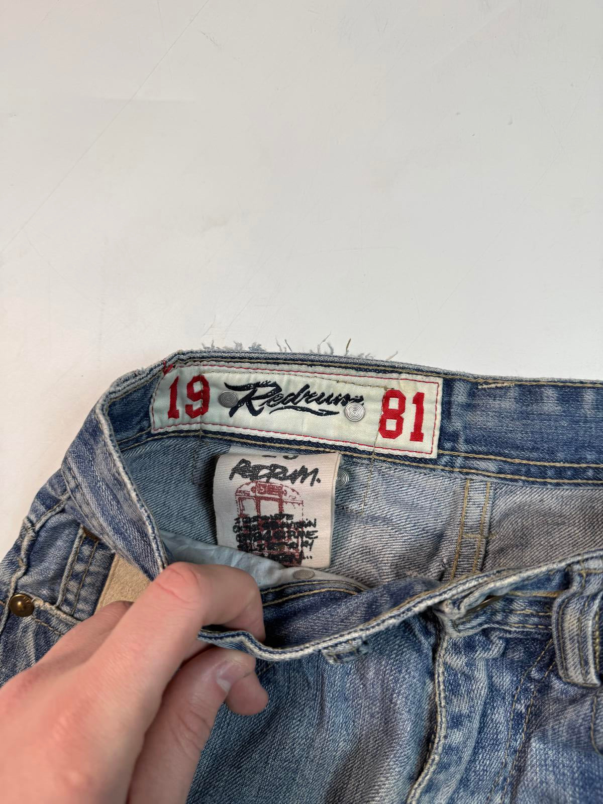 Vintage Y2K baggy hip hop Jeans (W26)