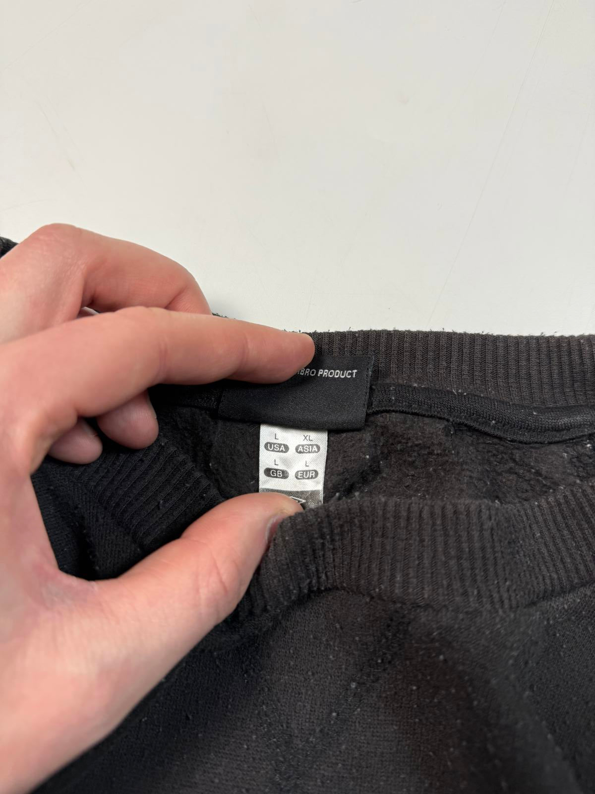 Vintage Umbro centre logo sweatshirt (L)