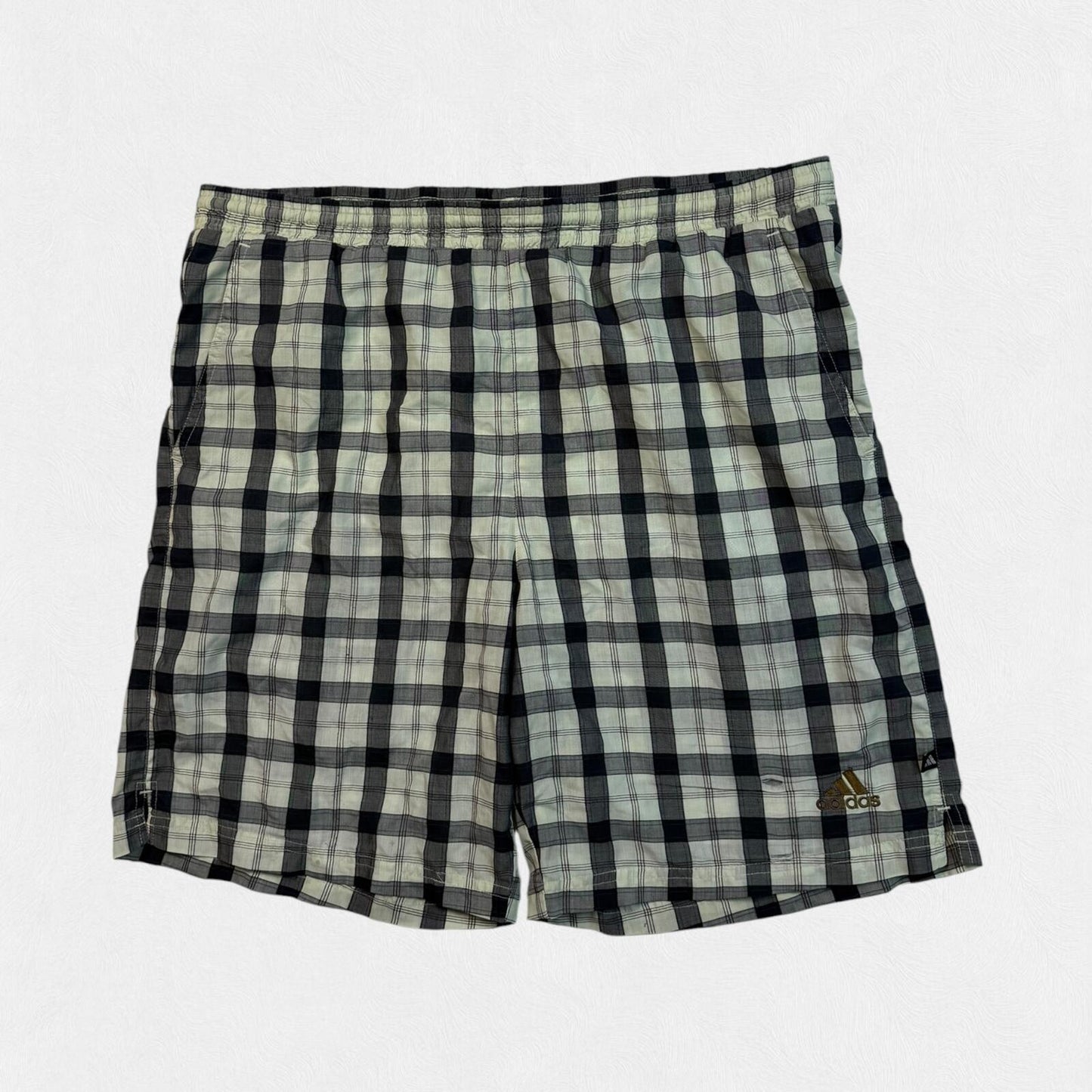 Vintage 90s adidas baggy checkered sport shorts (L)
