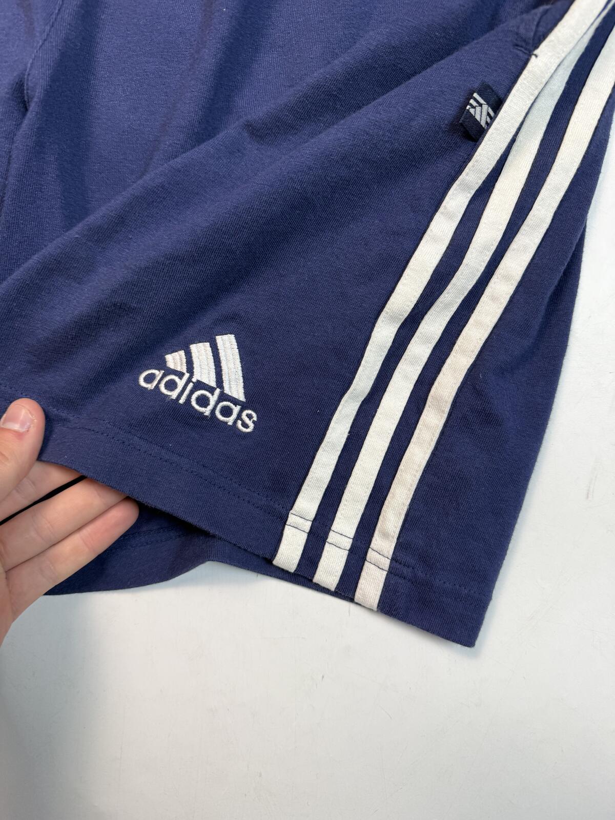 Vintage 90s adidas baggy sweat shorts (L)