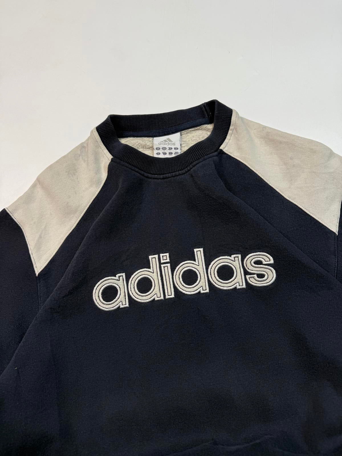 Vintage Adidas spell out sweatshirt (L)
