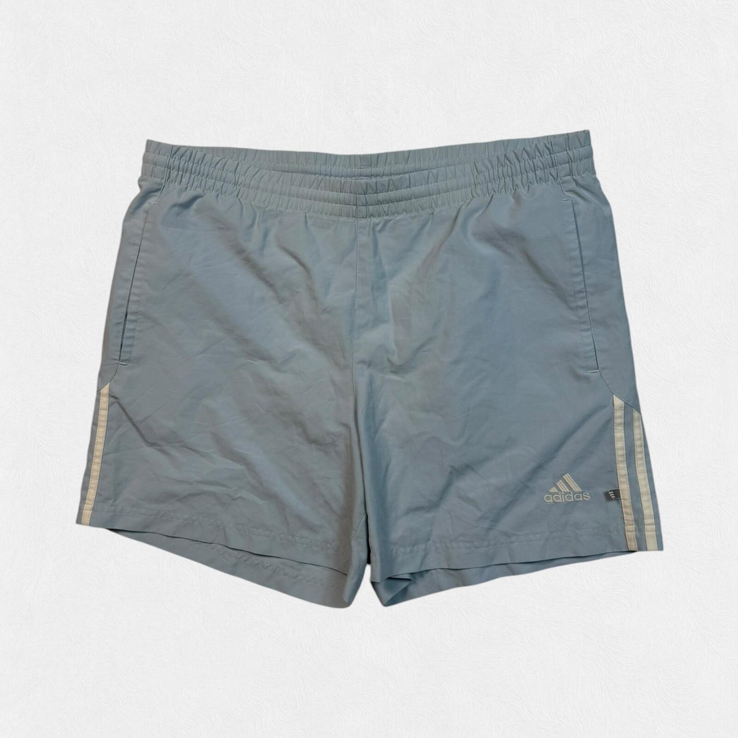 Vintage adidas side stripe sport shorts (M)