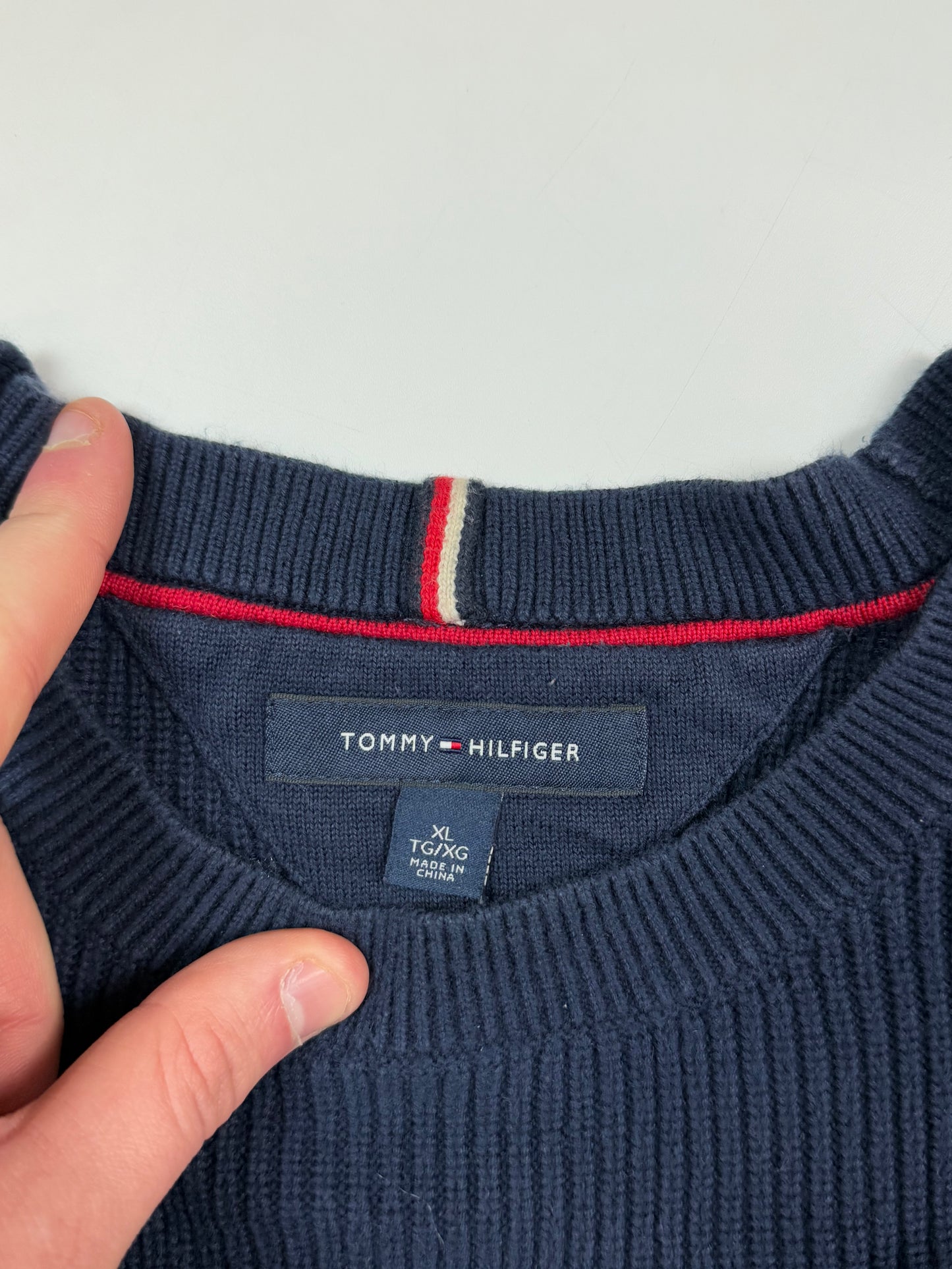 Tommy Hilfiger flag logo knit sweater (XL)