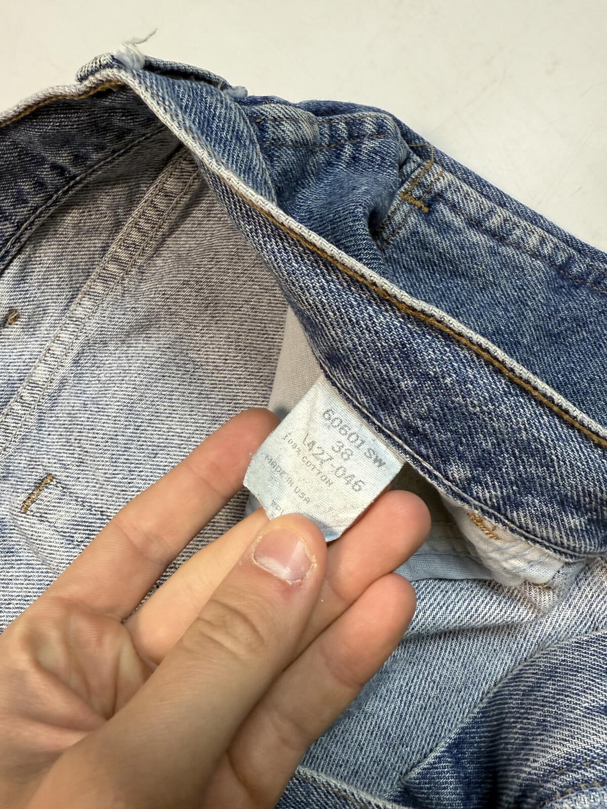 Vintage Y2K Wrangler baggy denim shorts jorts (W38)