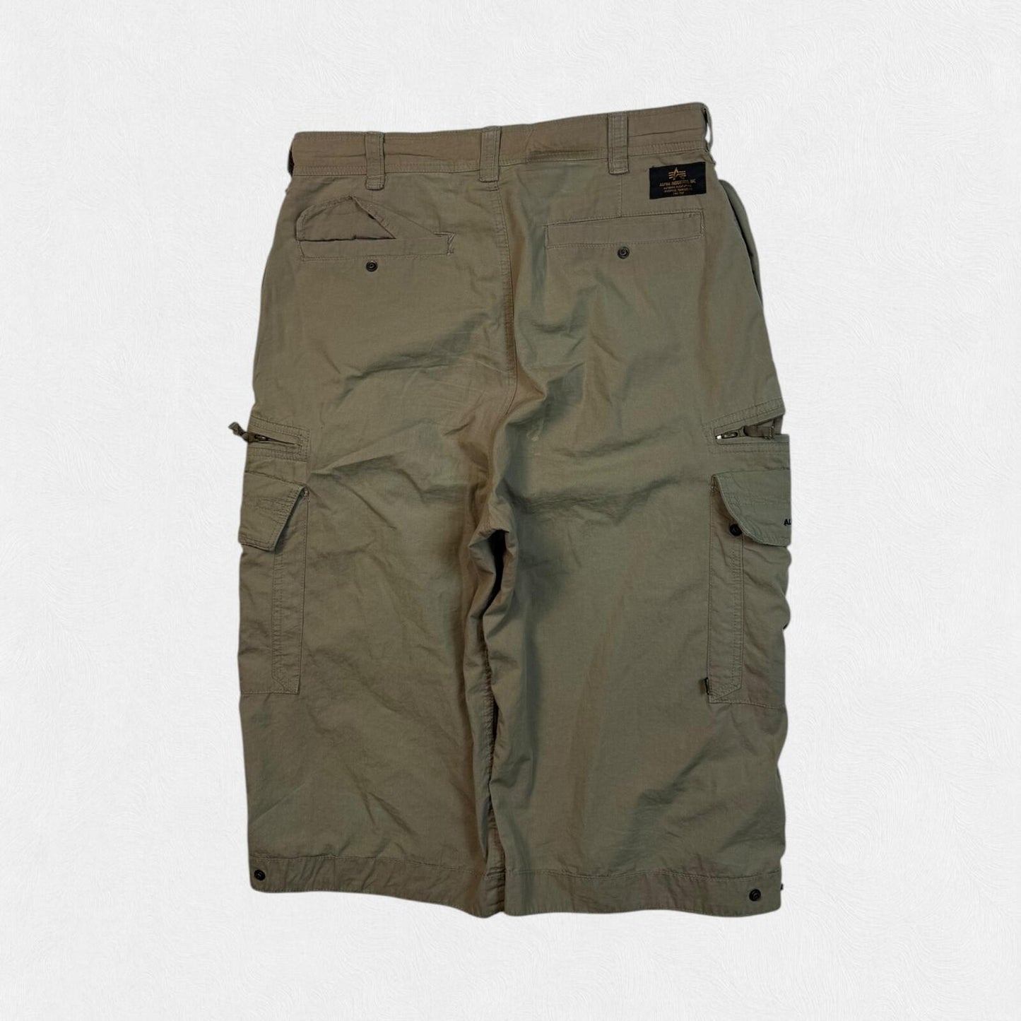 Vintage alpha industries technical baggy cargo shorts (W34)
