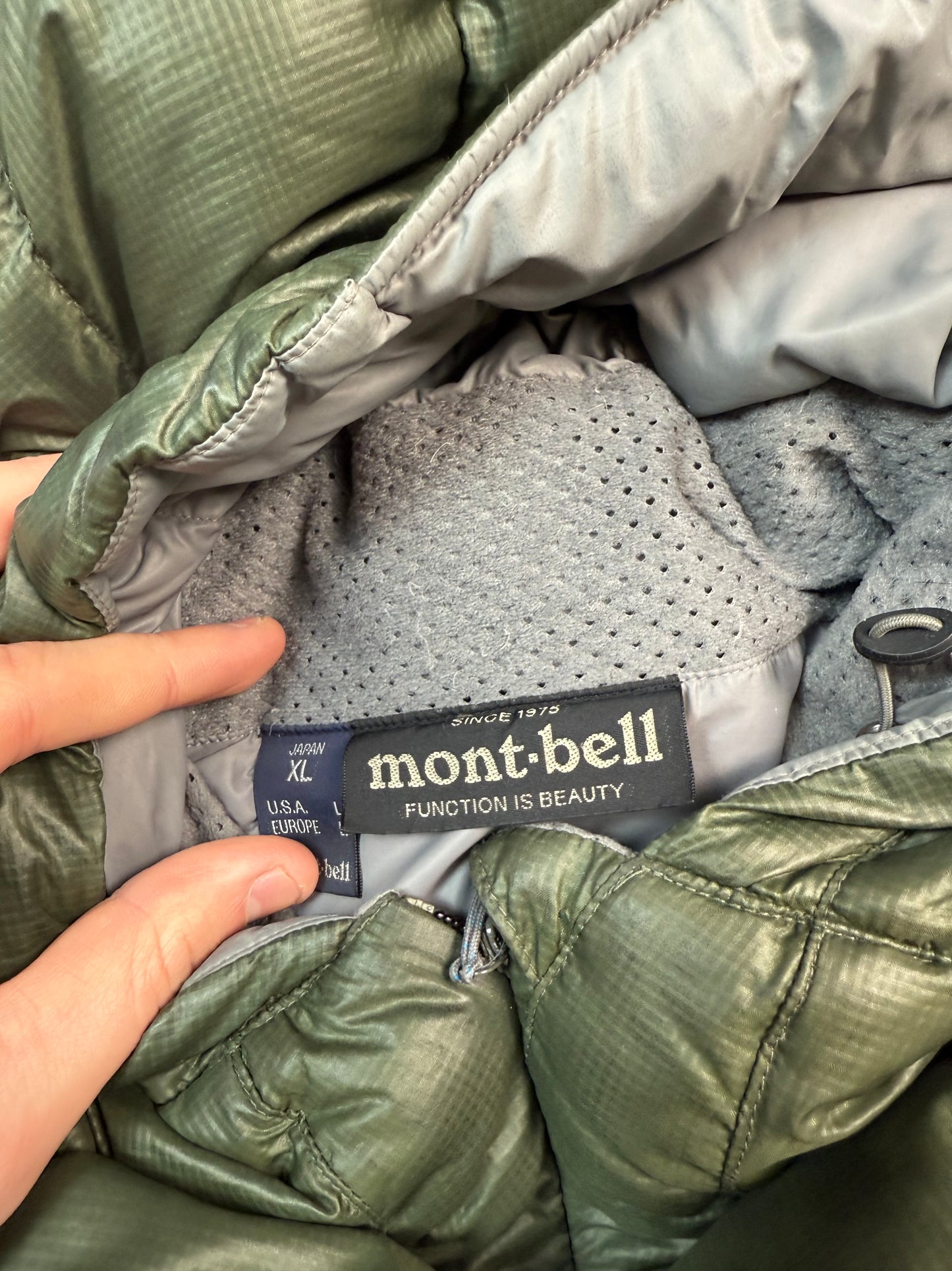 Mont Bell hooded puffer down jacket (L)