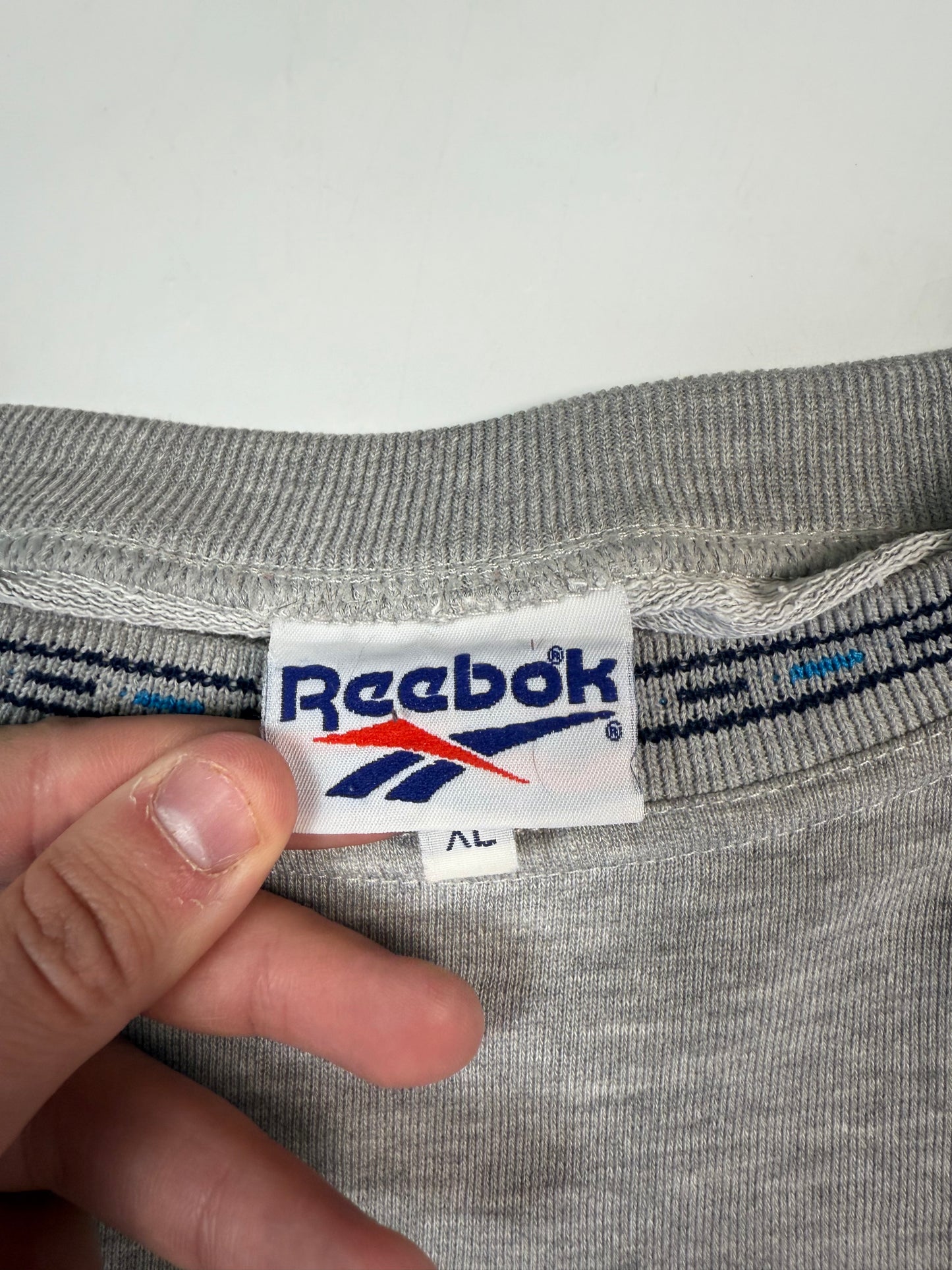 Vintage 90s Reebok centre logo sweatshirt (XL)
