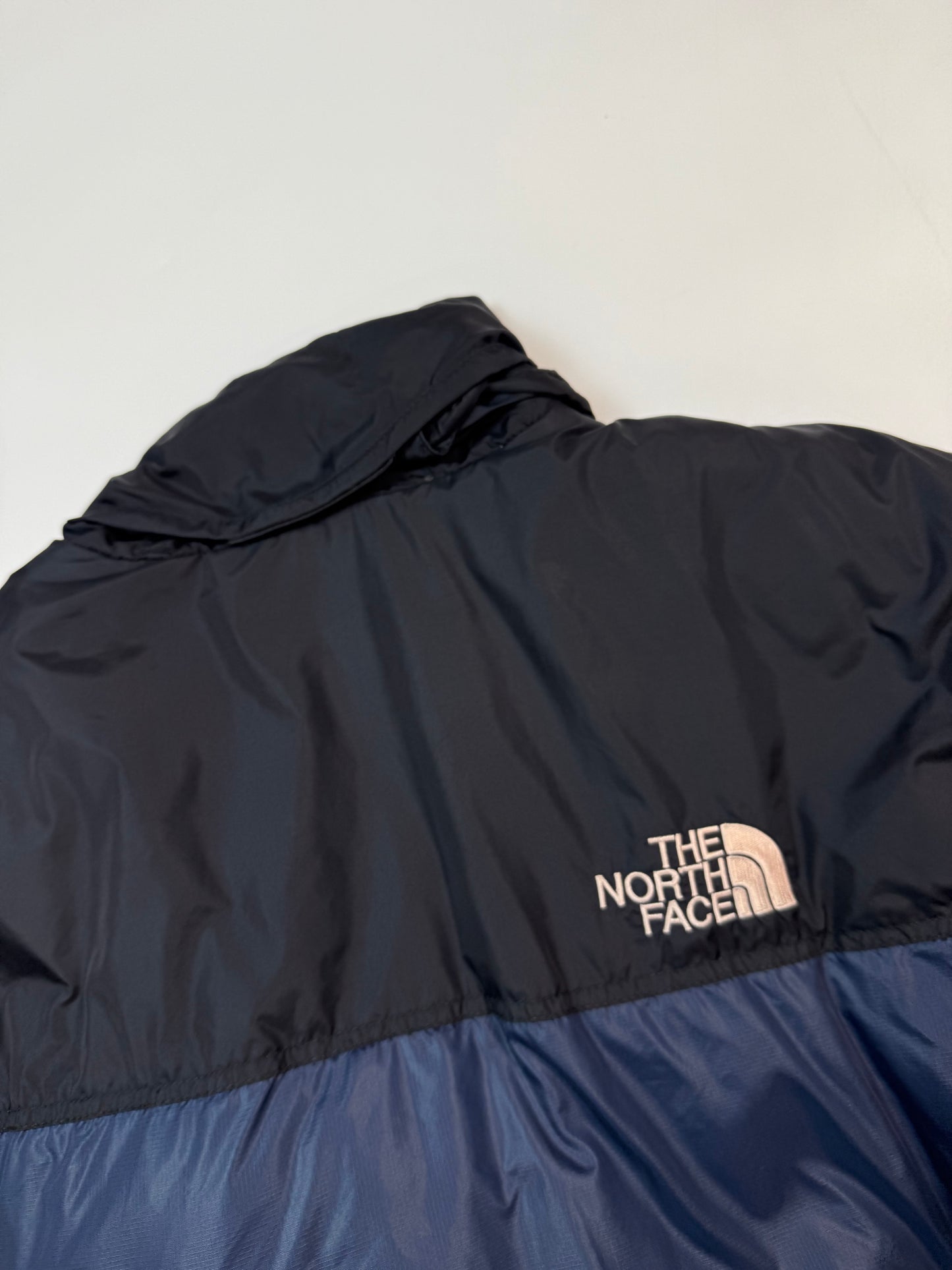 Vintage The North face nuptse 700 puffer jacket (M)