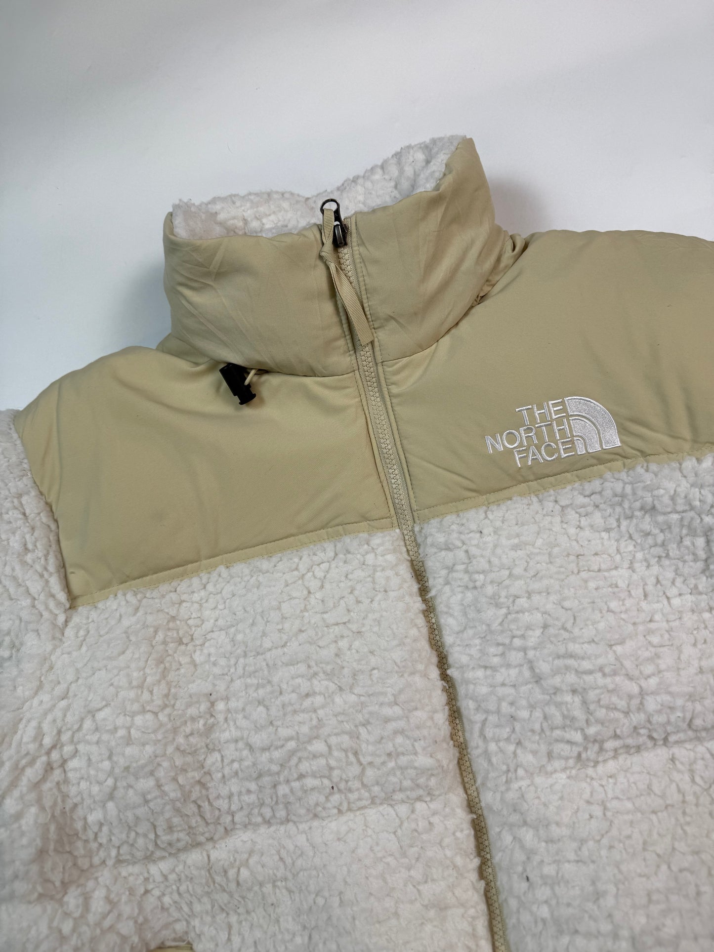 The North face sherpa nuptse puffer jacket (M)