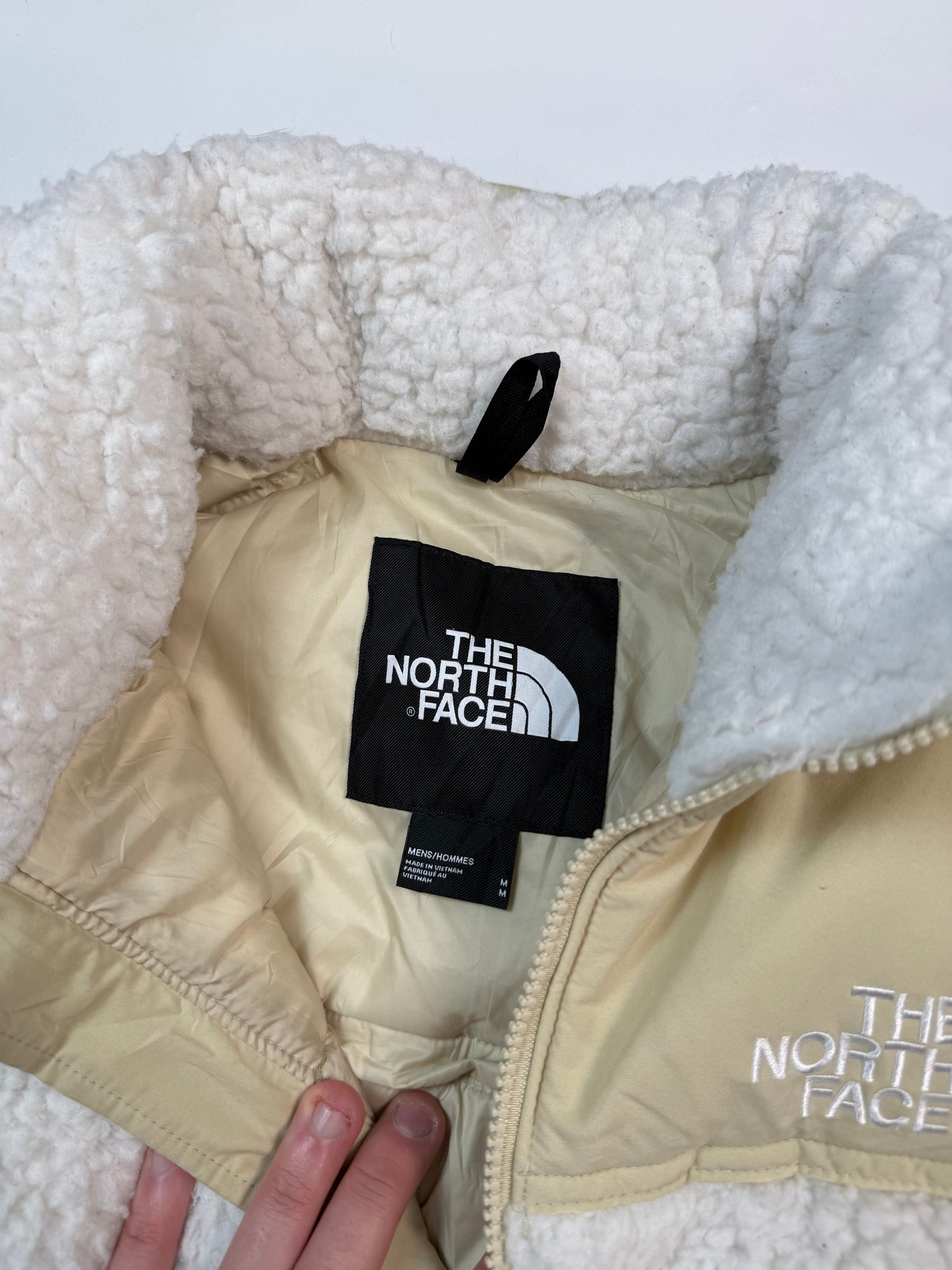 The North face sherpa nuptse puffer jacket (M)