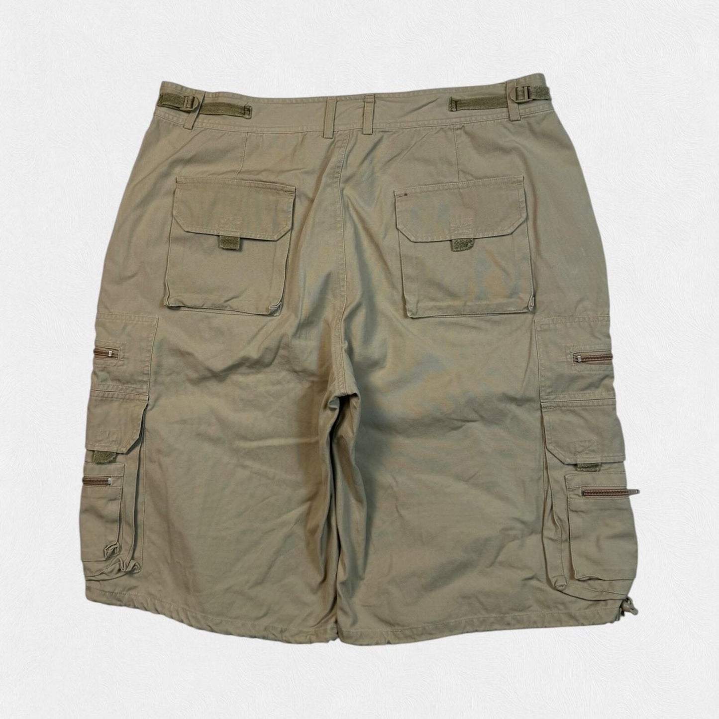 Vintage technical baggy cargo shorts (XXL)