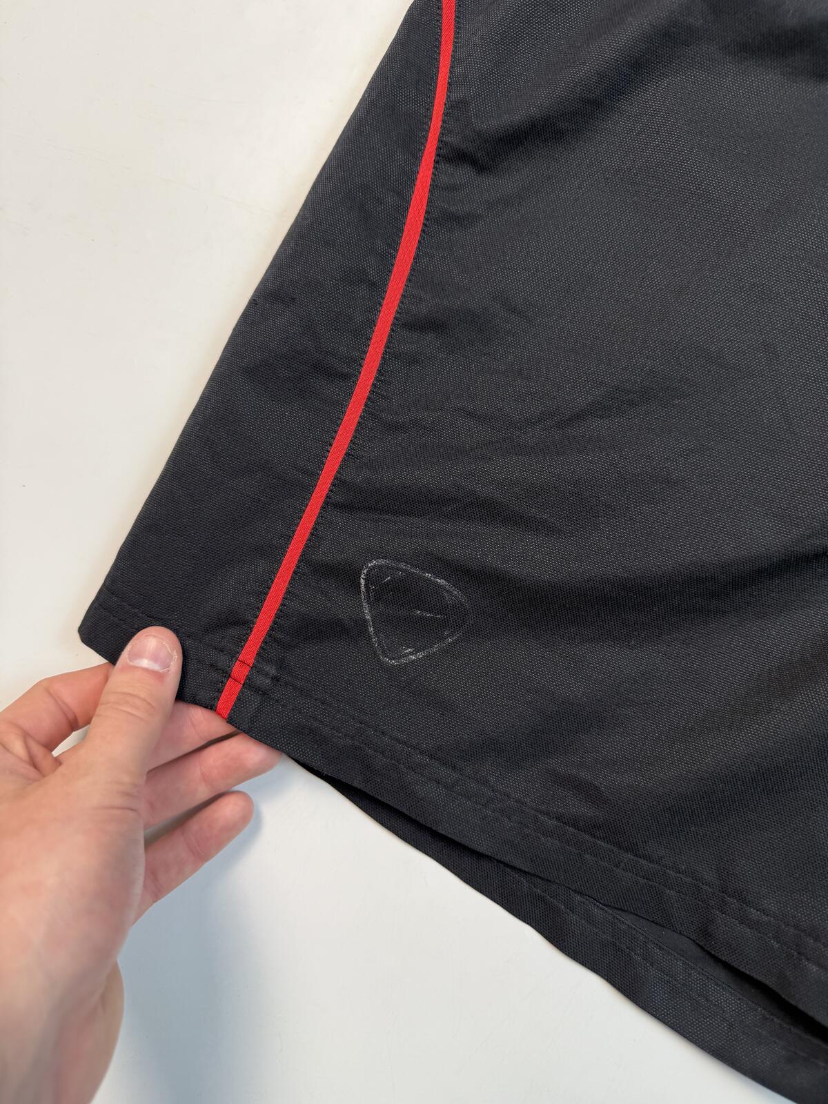 Vintage Nike Ronaldinho football baggy sport shorts (L)