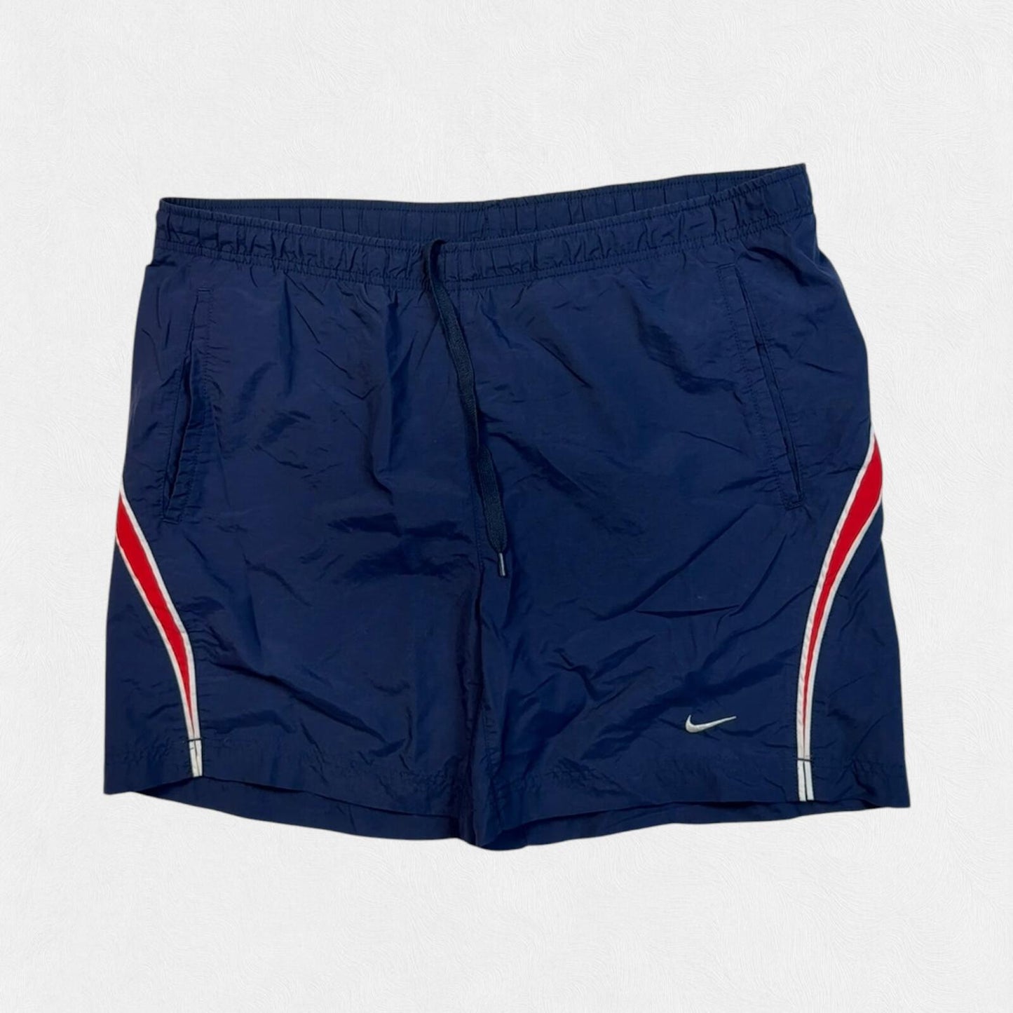 Vintage Nike mini swoosh baggy sport shorts (L)