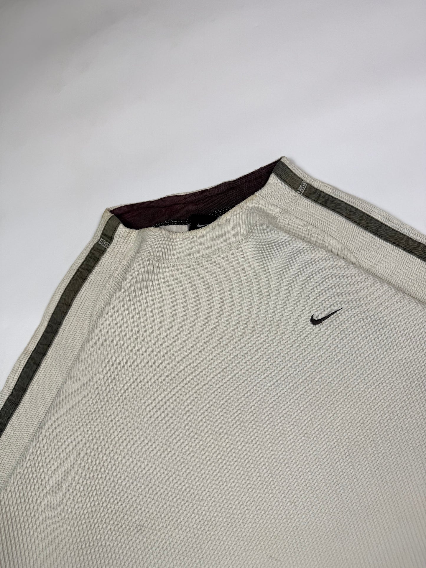 Vintage Nike mini swoosh sweatshirt (L)
