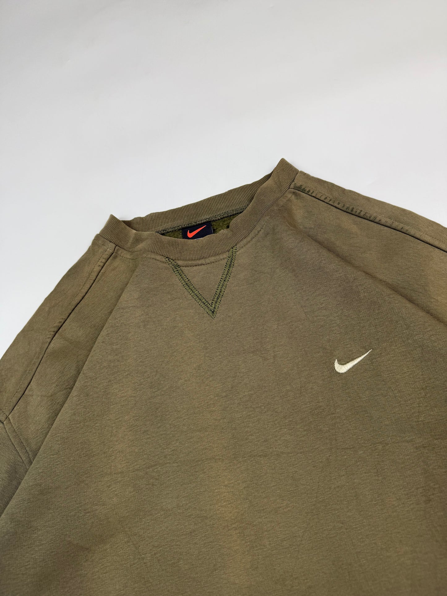 Vintage Nike mini swoosh sweatshirt (L)