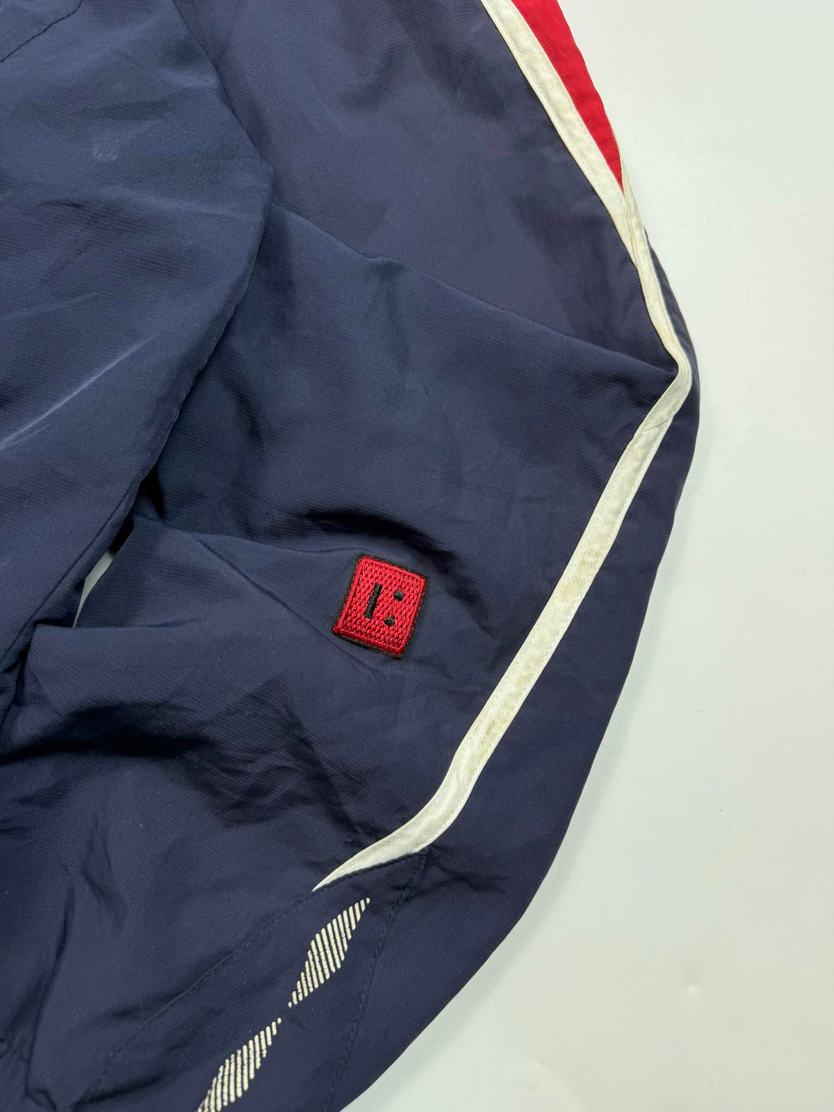 Vintage England 2007-09 Umbro football track jacket (L)