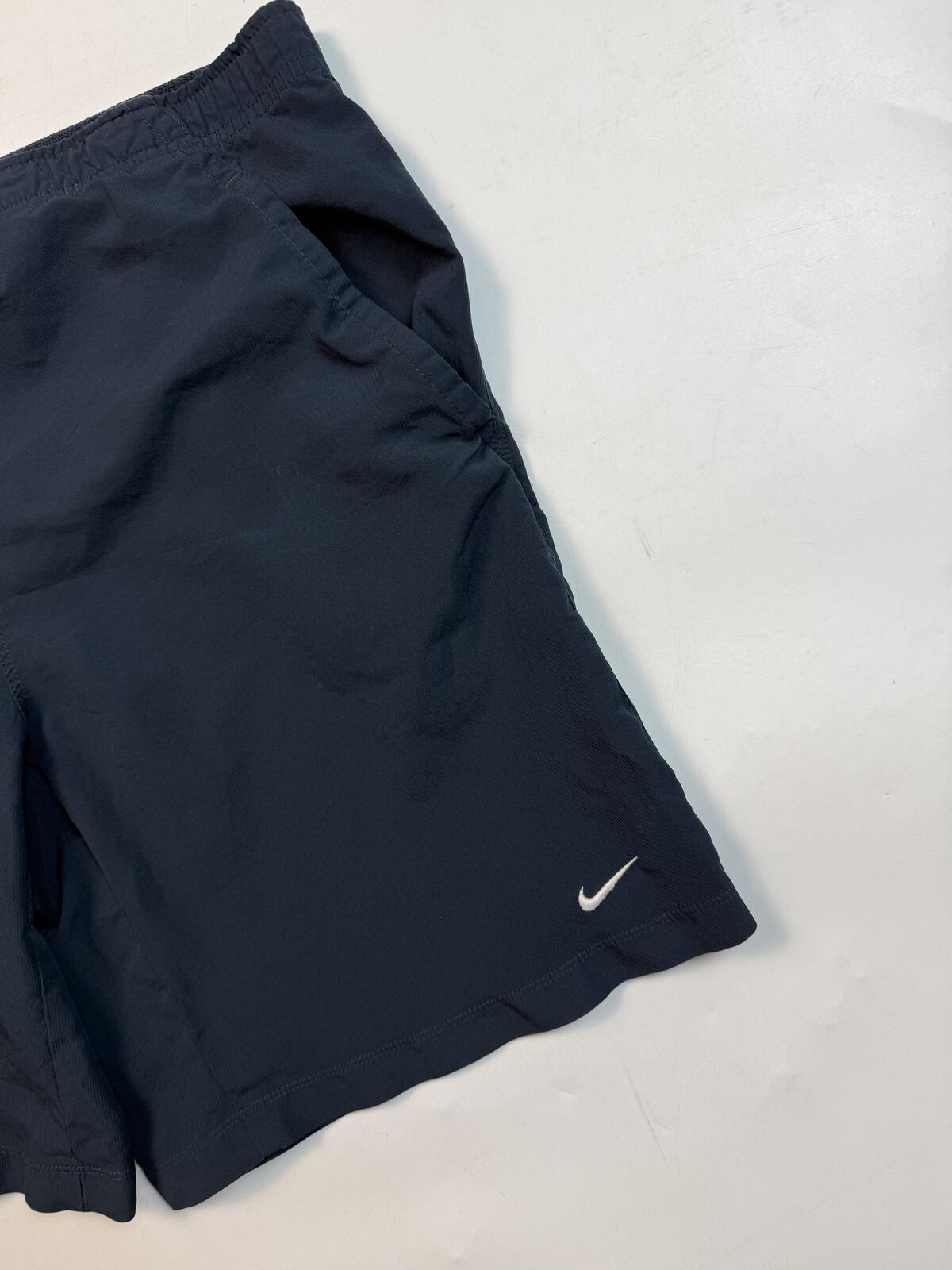 Vintage Nike baggy sport shorts (L)