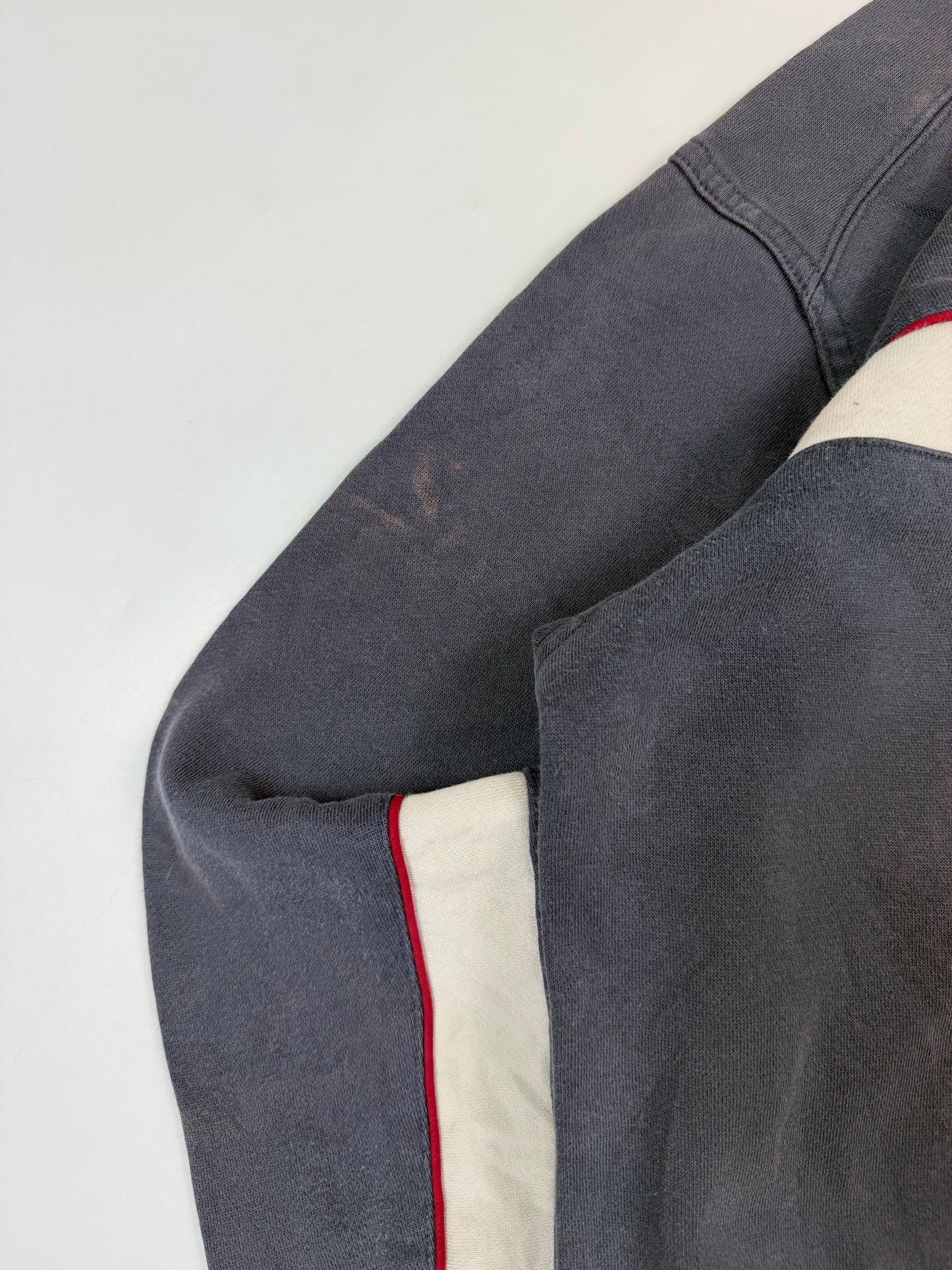 Vintage Umbro spell out sweatshirt (S)