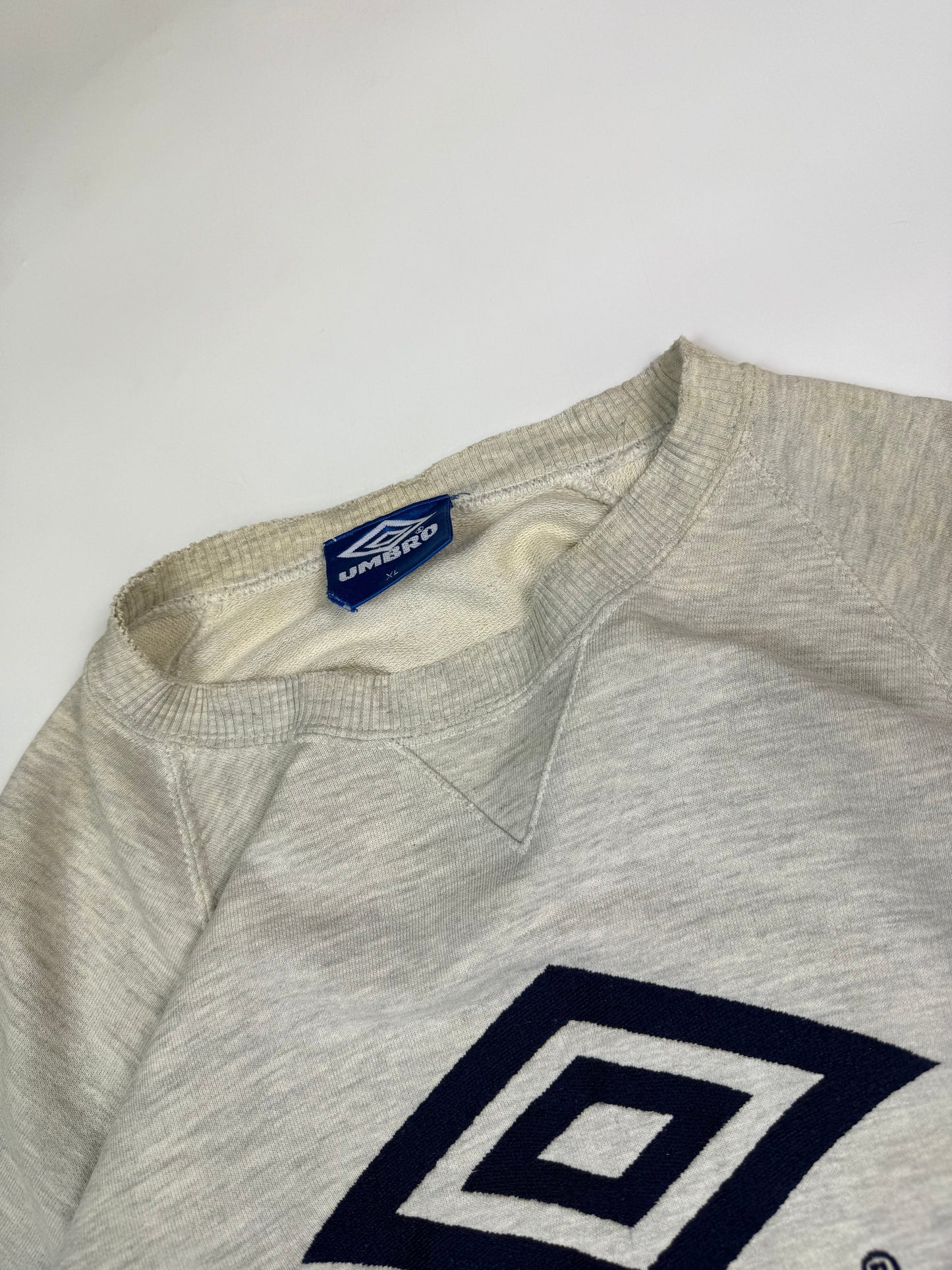Vintage 90s Umbro pro training sweatshirt (XL)