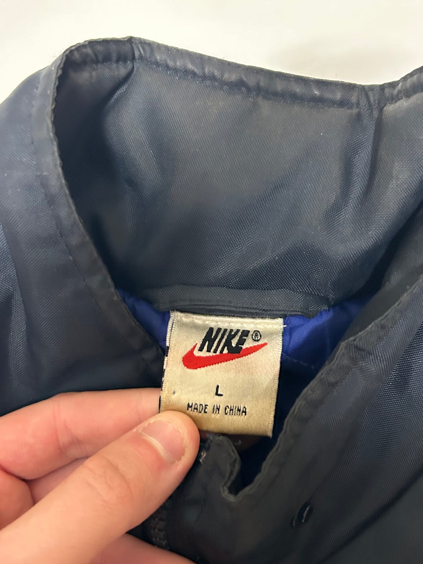 Vintage 90s Nike backswoosh jacket (L)