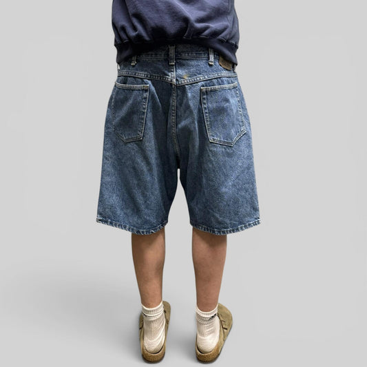 Vintage Y2K Wrangler baggy denim shorts jorts (W38)