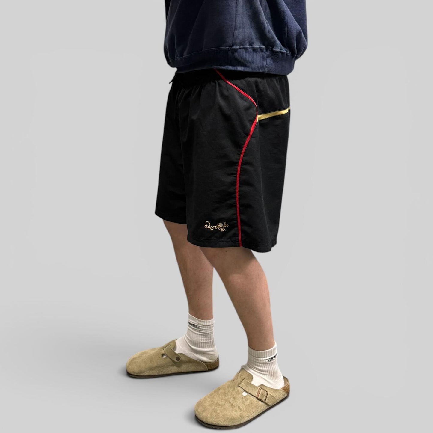 Vintage Nike Ronaldinho football baggy sport shorts (L)