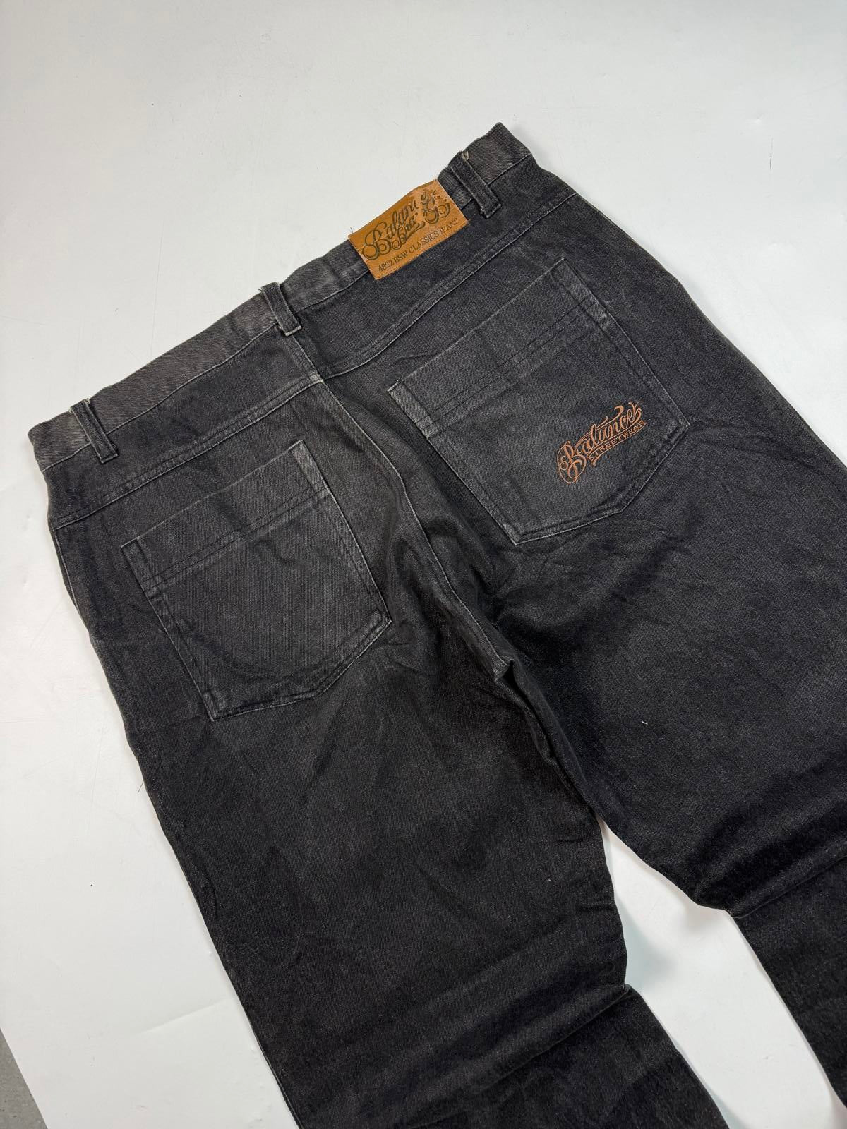 Vintage Y2K baggy hip hop Jeans (W40)