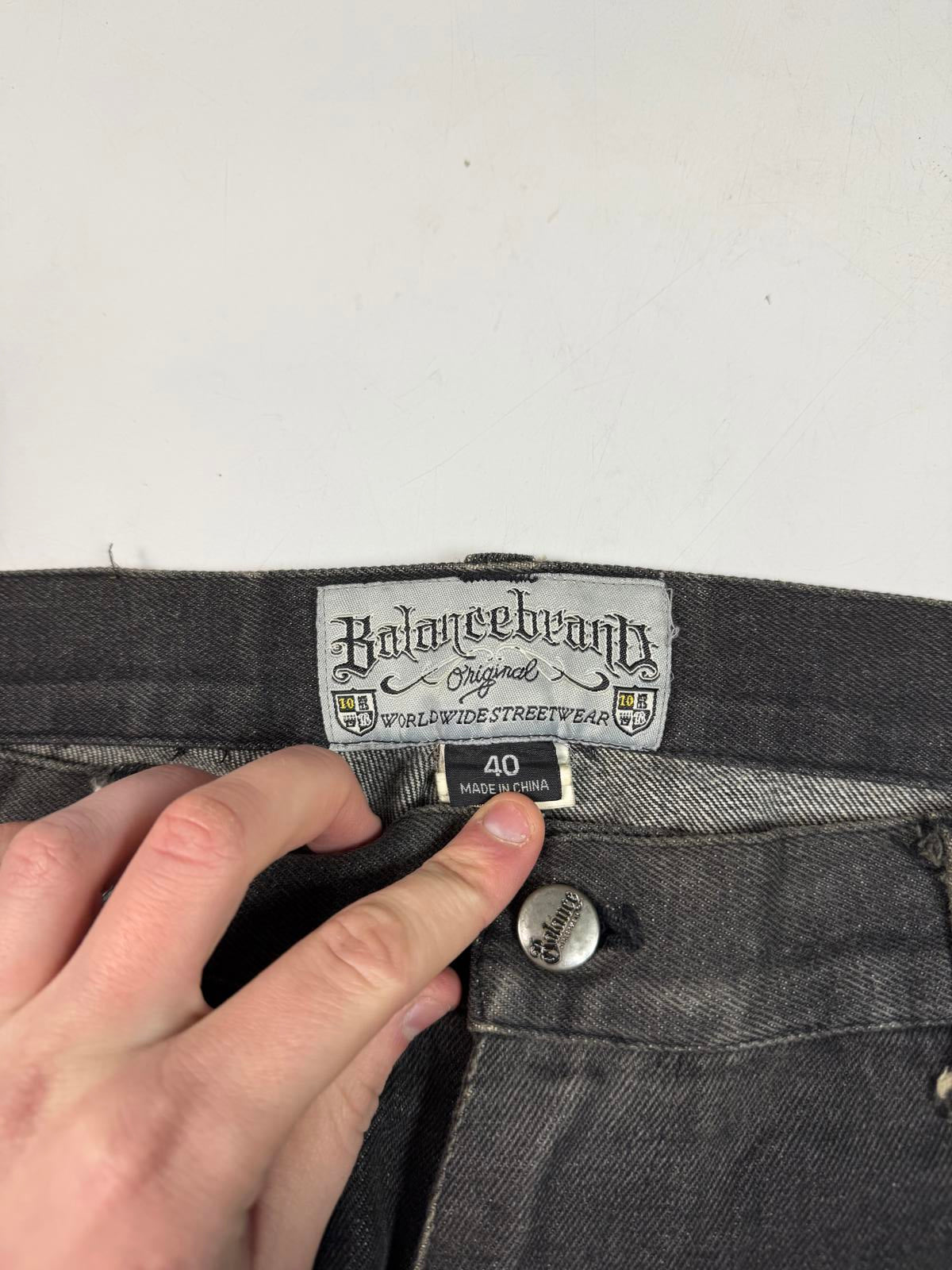 Vintage Y2K baggy hip hop Jeans (W40)